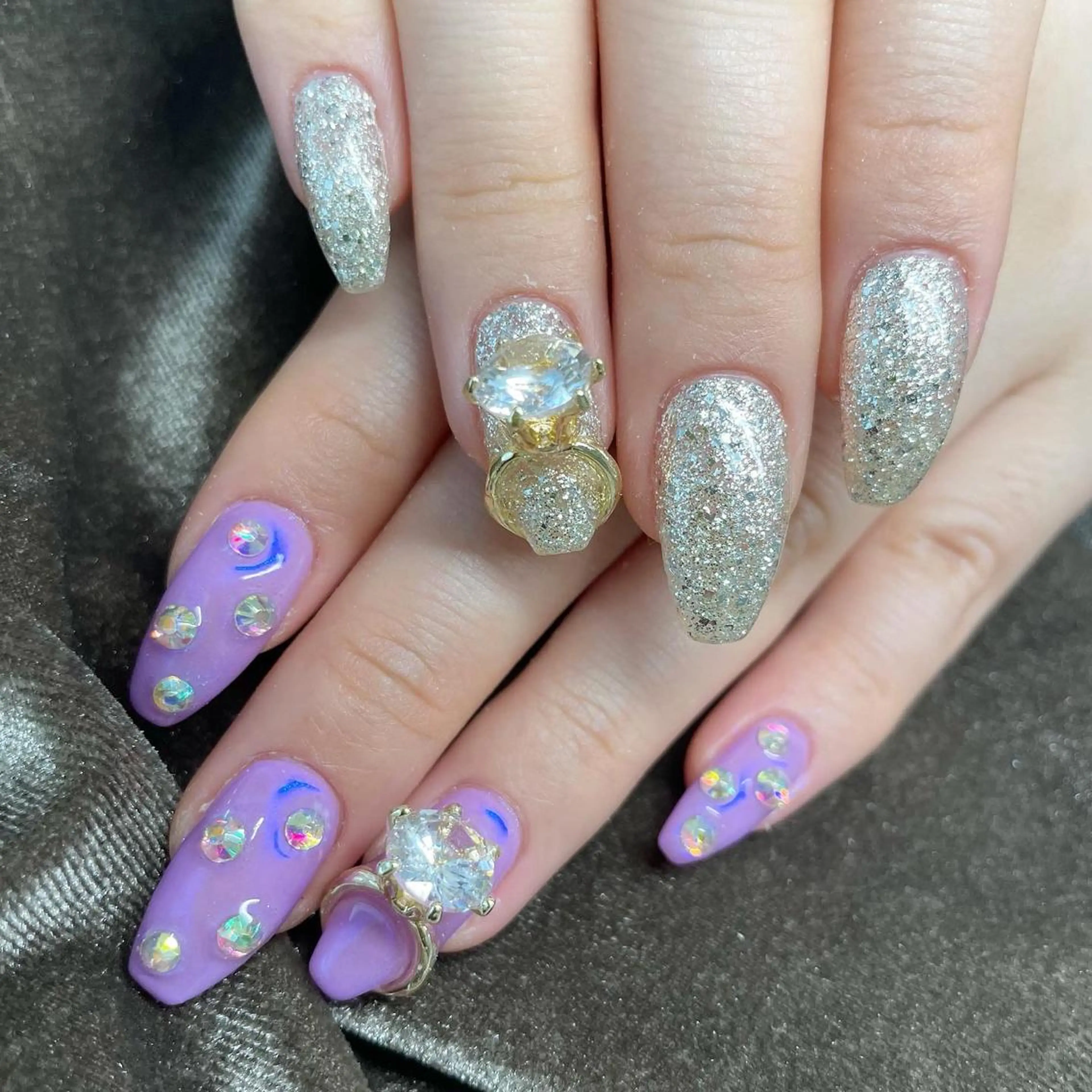 ネイル Beauty Salon amour所属・Seven's / NANAのネイルデザイン