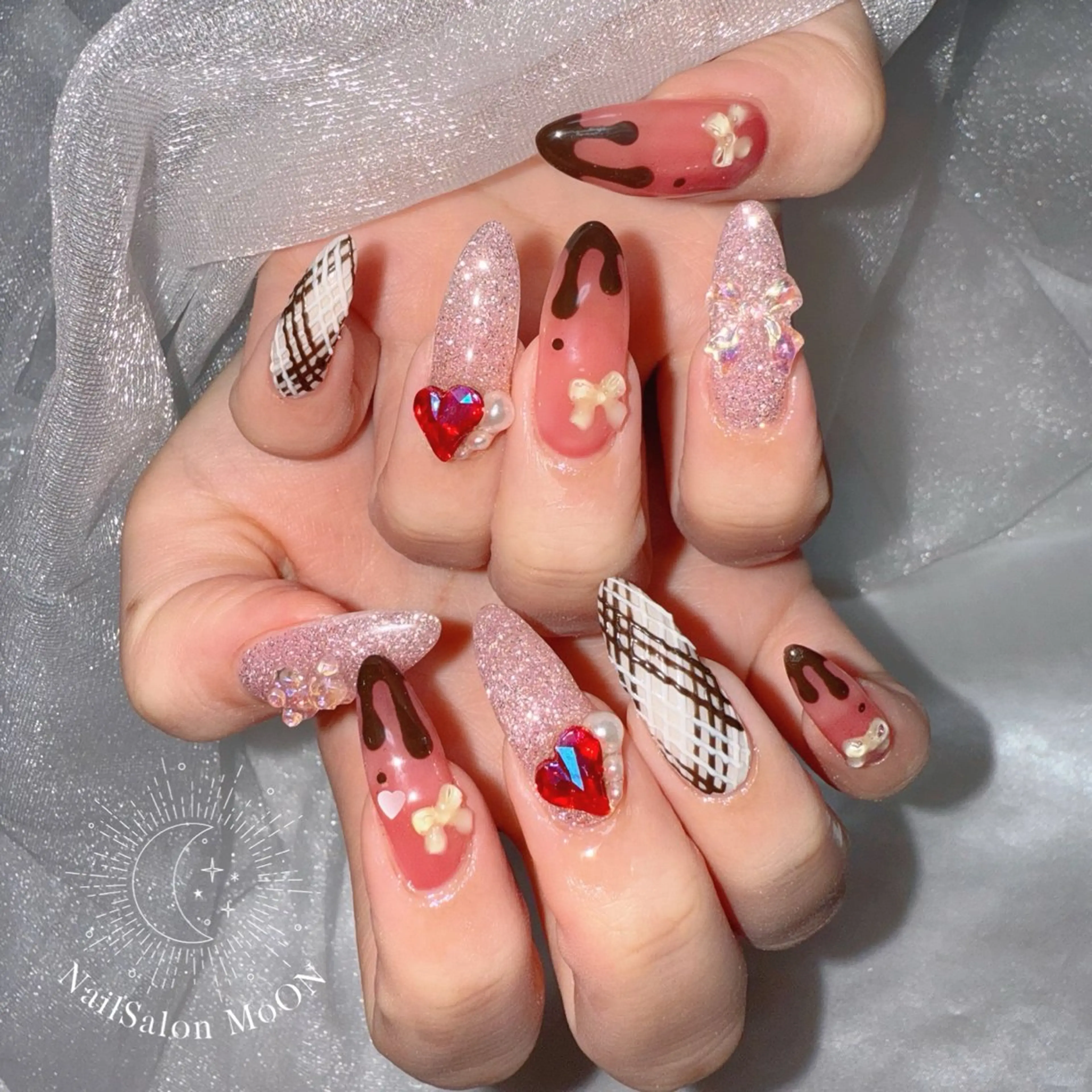 ネイル ハンドネイル ハンドケア MoON...❤︎ MeGuのネイルデザイン