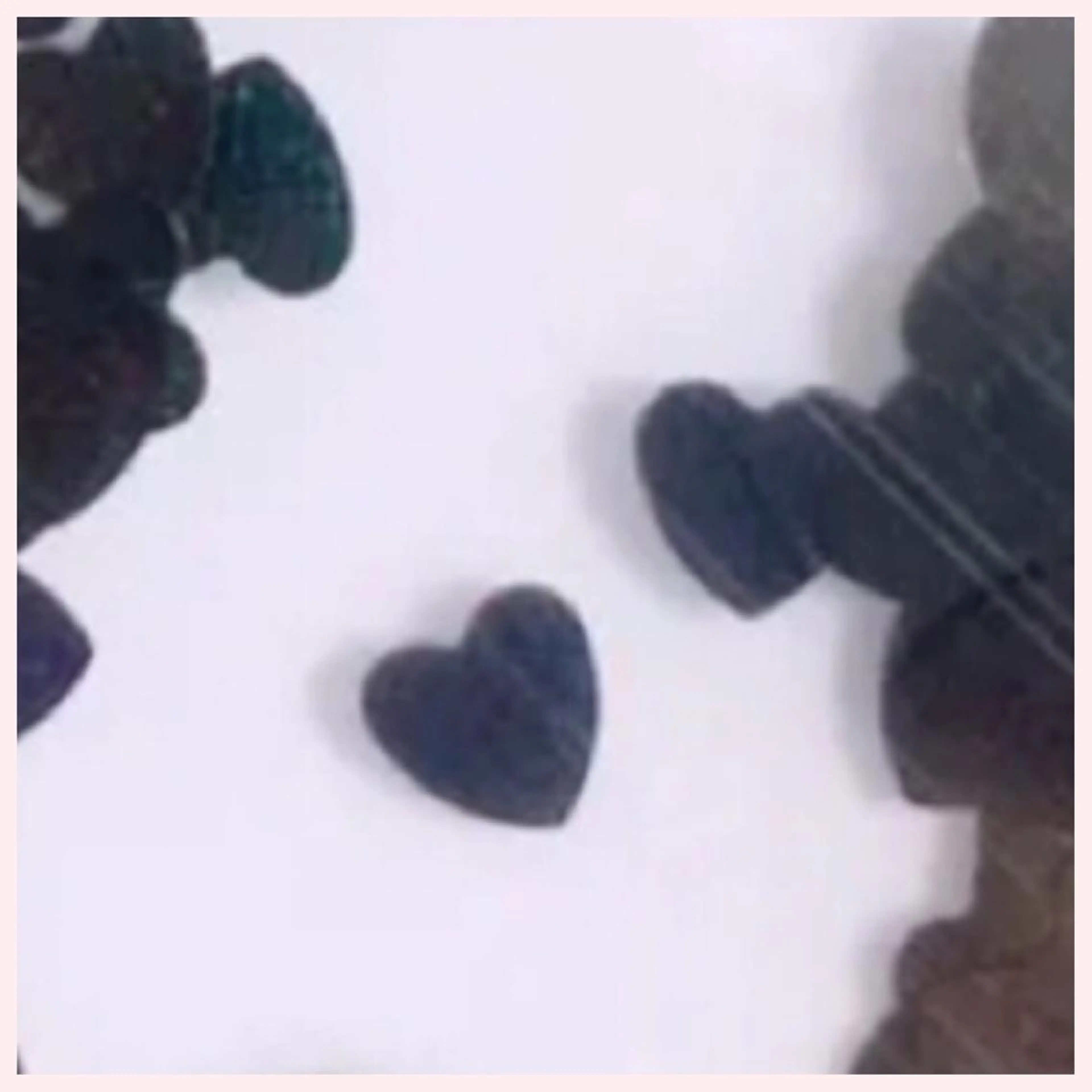 ネイル ストーンネイル ネイルサロン翼所属・ネイルサロン 翼【仙川4分】のネイルデザイン