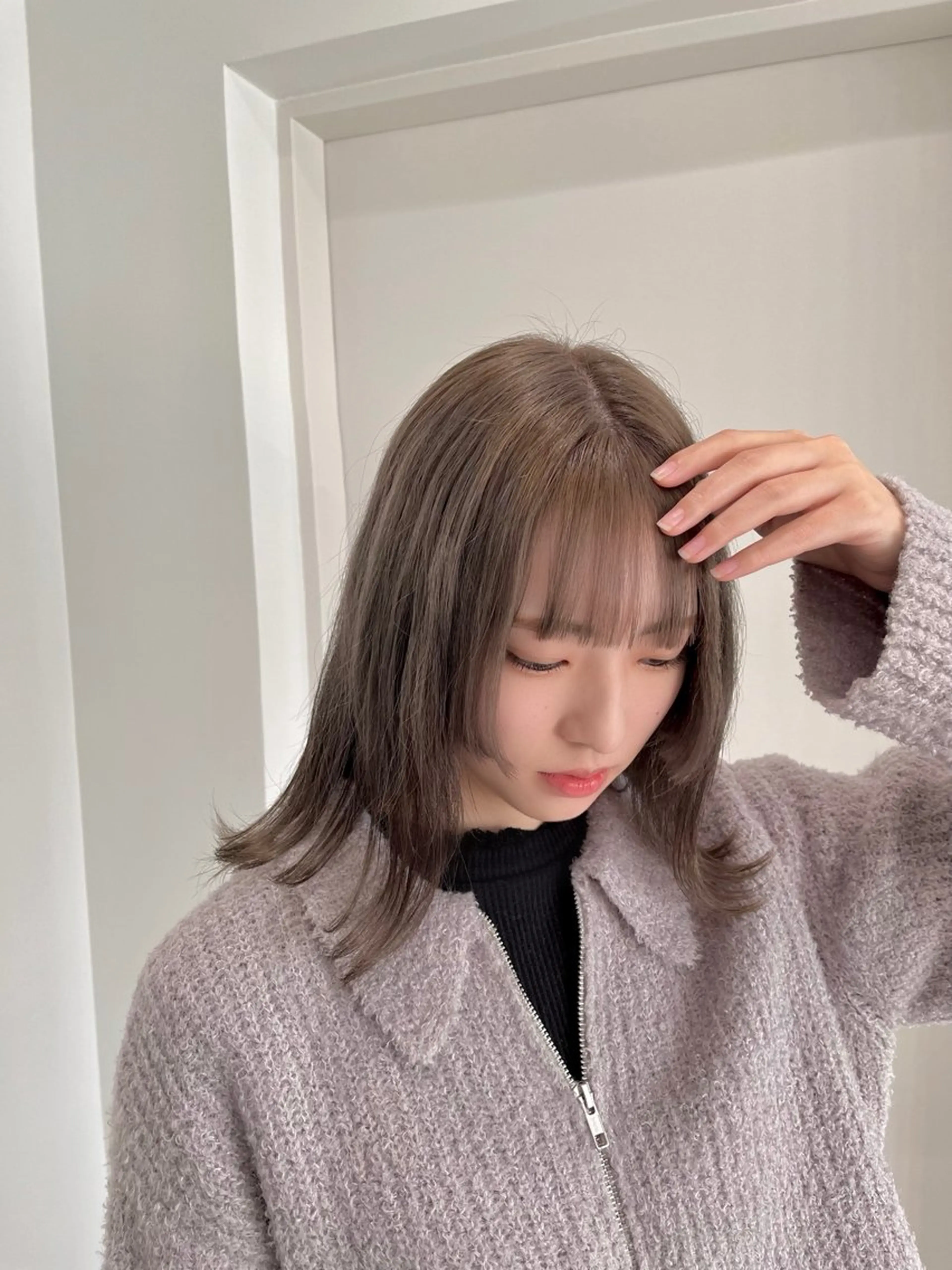 ミディアム カラー グレージュ 縮毛矯正/ハイトーン /パーマ/前原汐🎐のヘアスタイル