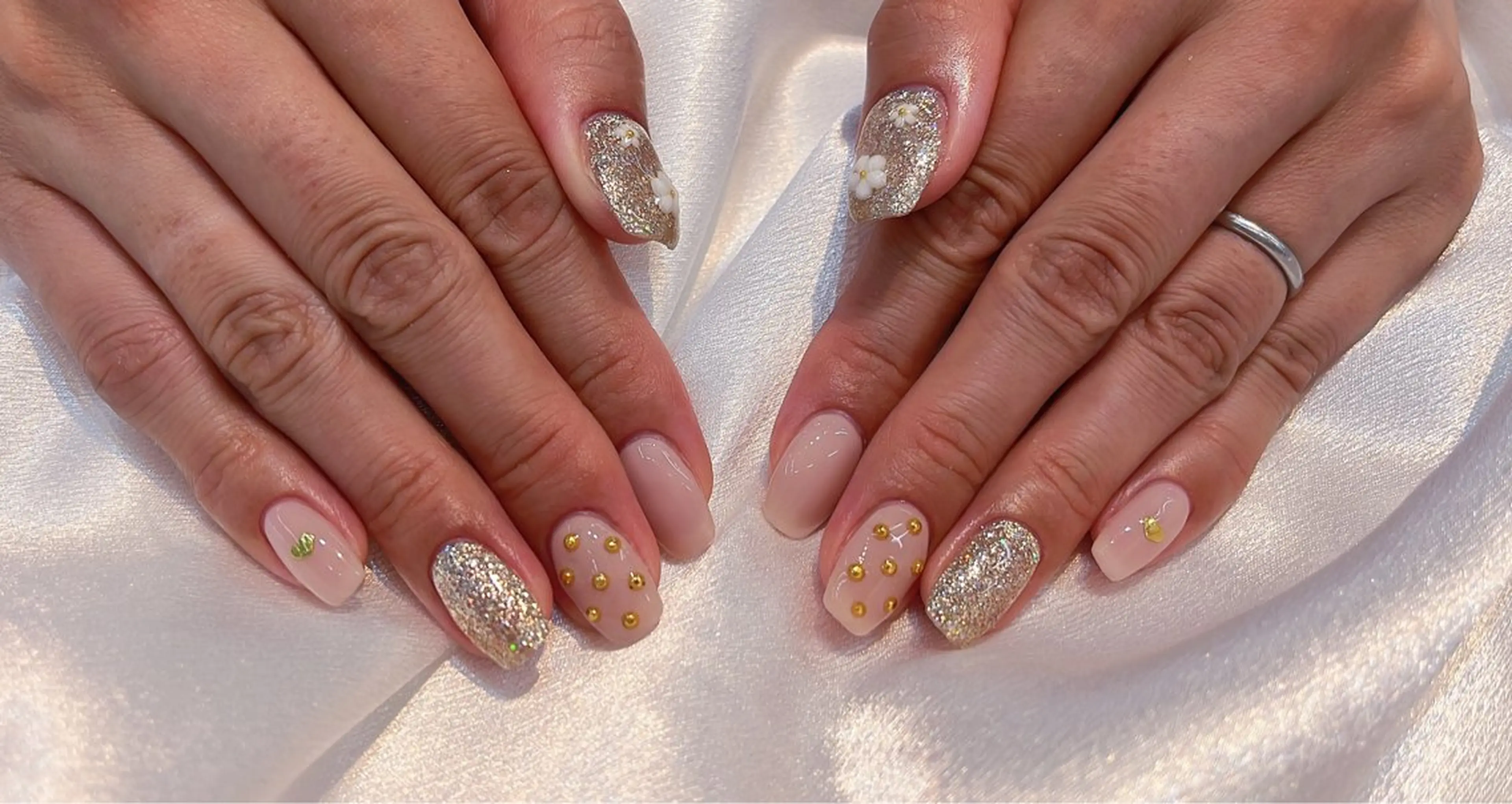 ネイル ハンドネイル ハンドケア ラッキーネイルサロン 西川口東口店のネイルデザイン