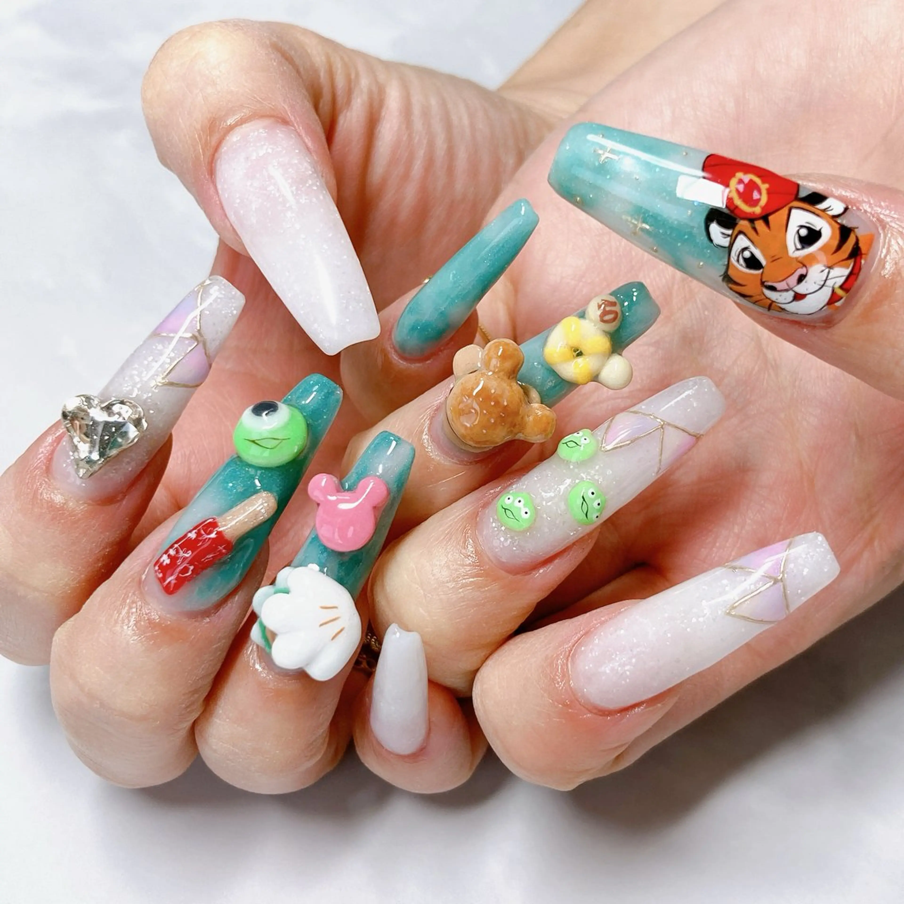 ネイル PLANET nailのネイルデザイン