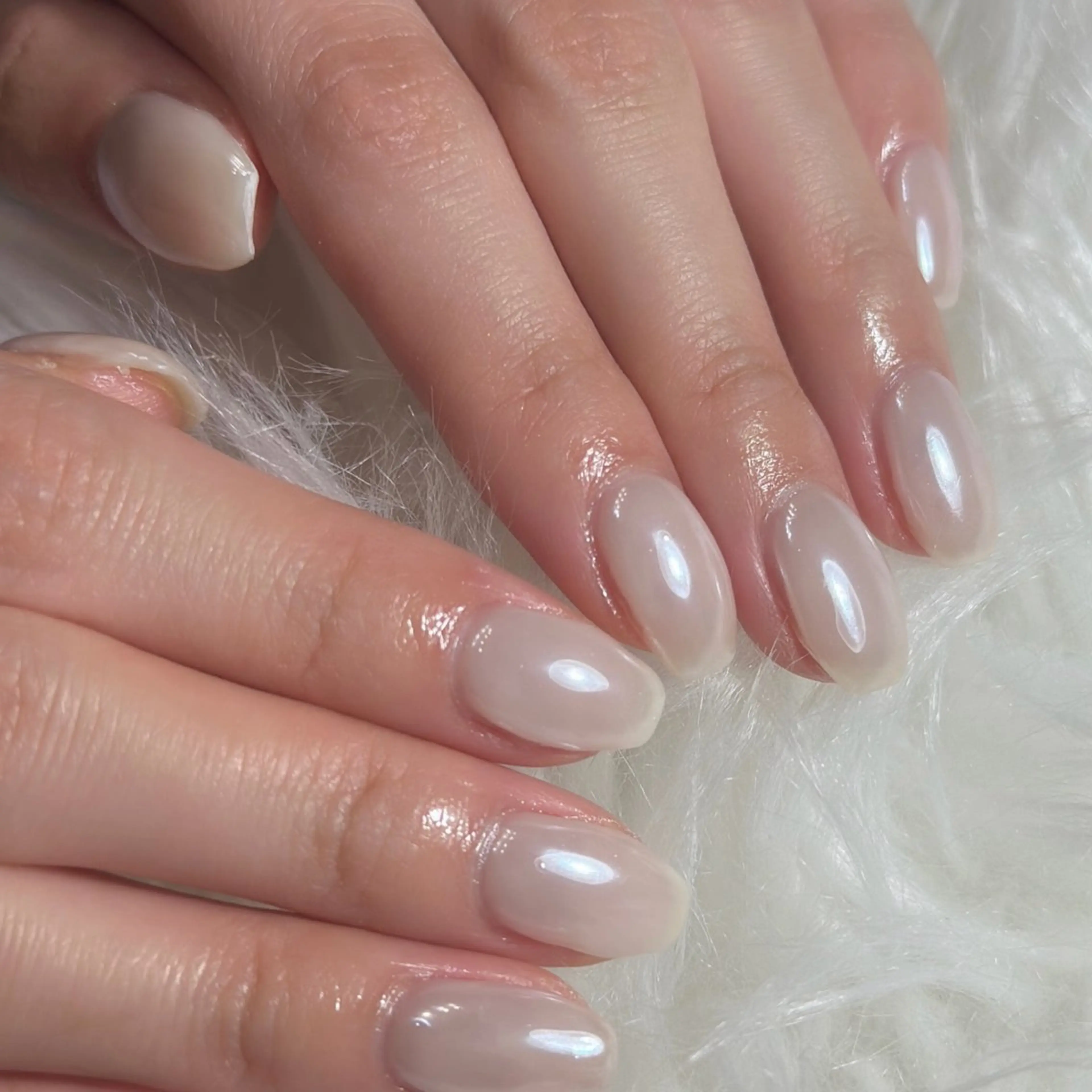 ネイル オーロラネイル シンプルネイル 冬ネイル クリスマス ハンドネイル nail&eye pang hinaのネイルデザイン