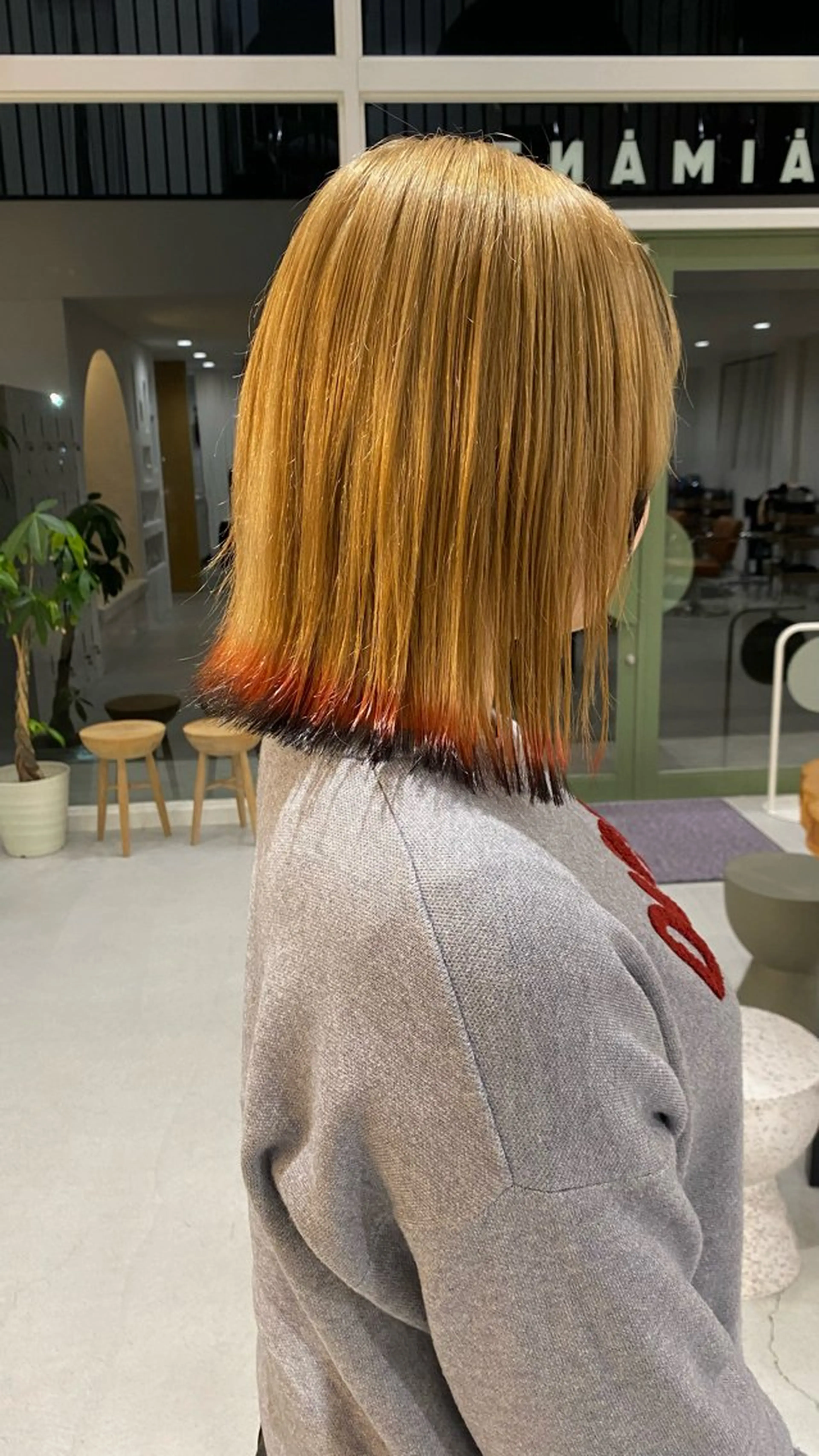 カラー 狐カラー 黒木 心温のヘアスタイル