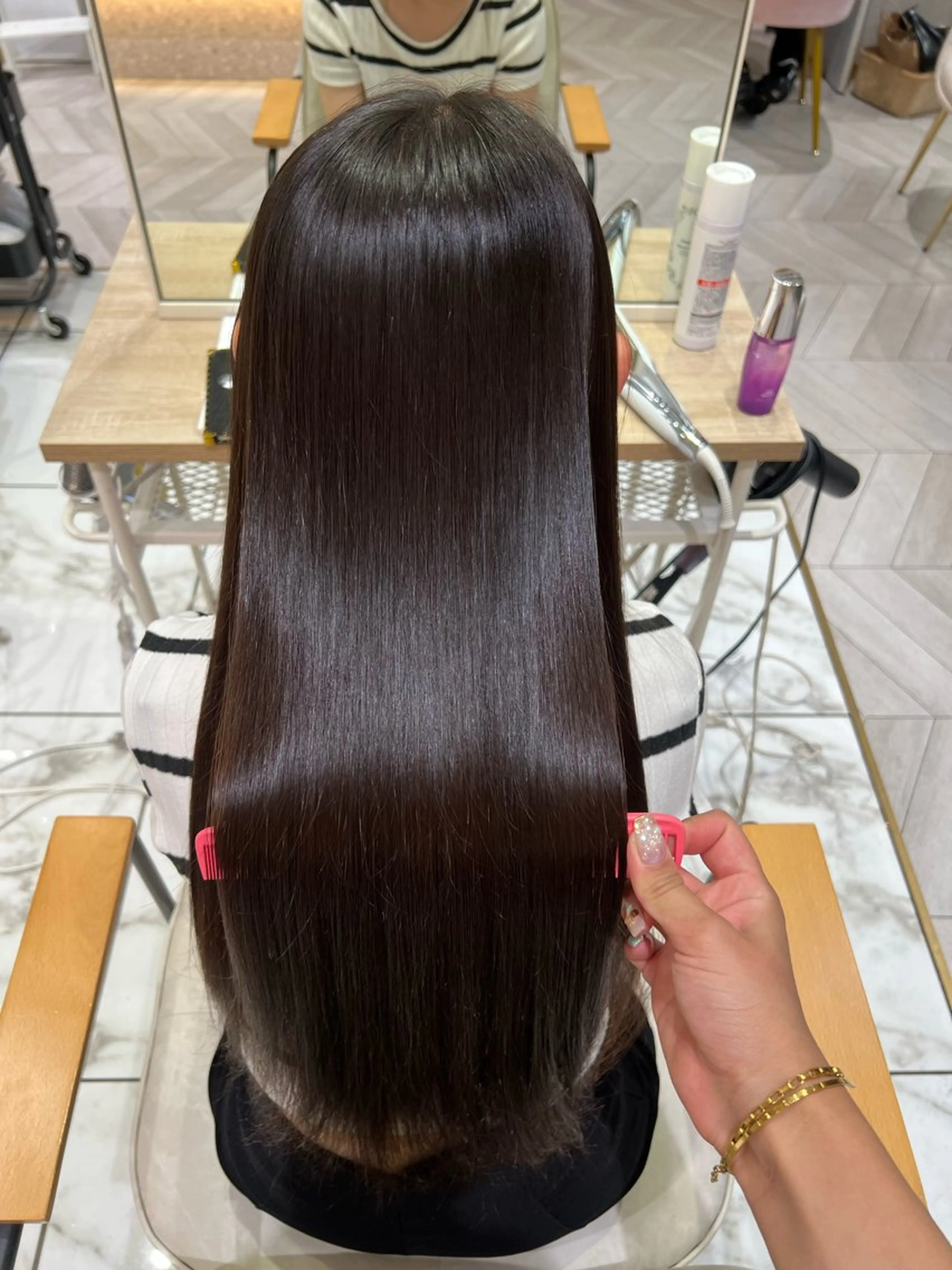 ロング カット 縮毛矯正 酸性ストレート人気 No,1/カスミ🩰のヘアスタイル