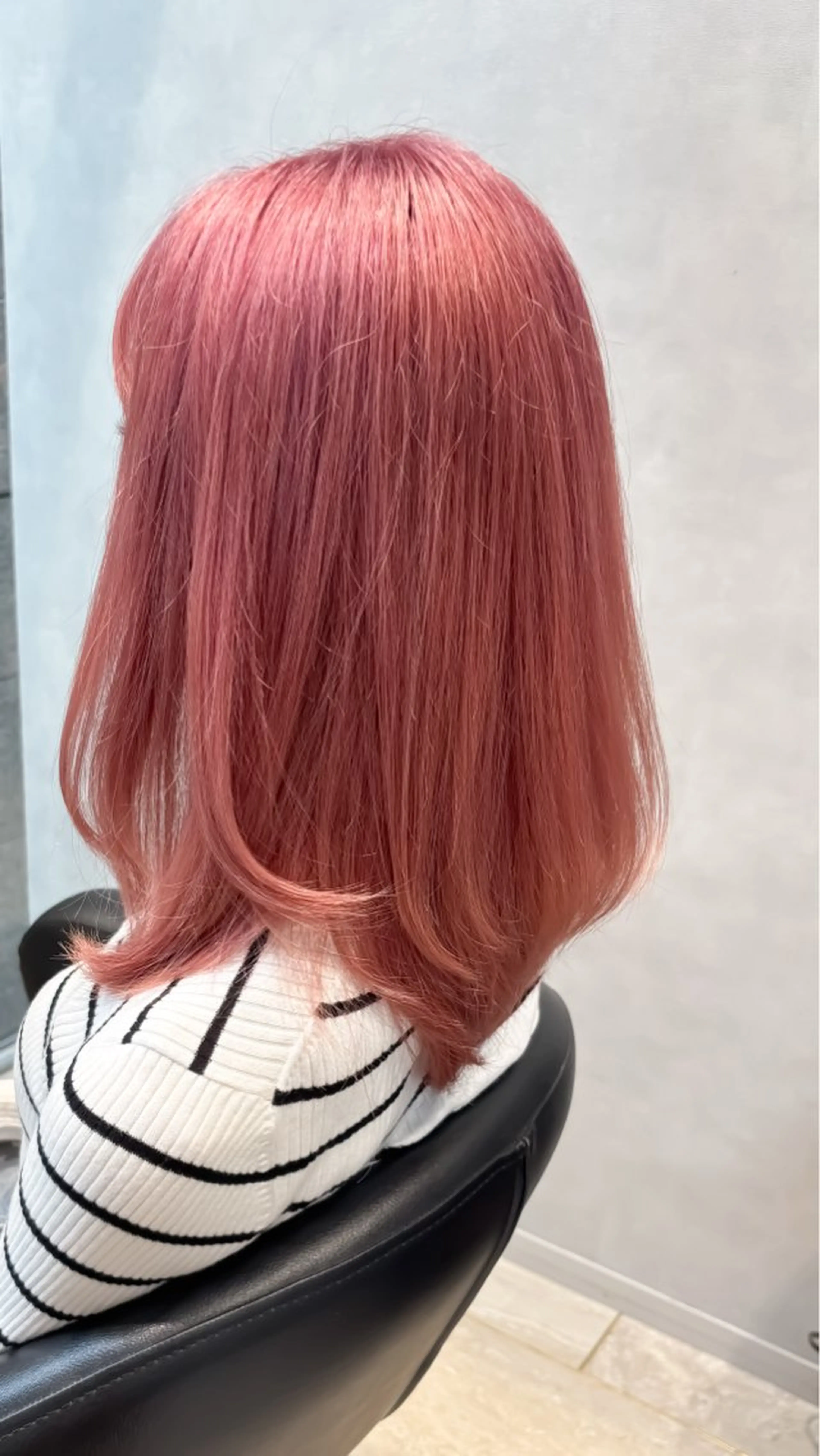 ミディアム カラー ハイトーンカラー ピンクカラー EMANON 心斎橋所属・デザインカラー /aiのヘアスタイル