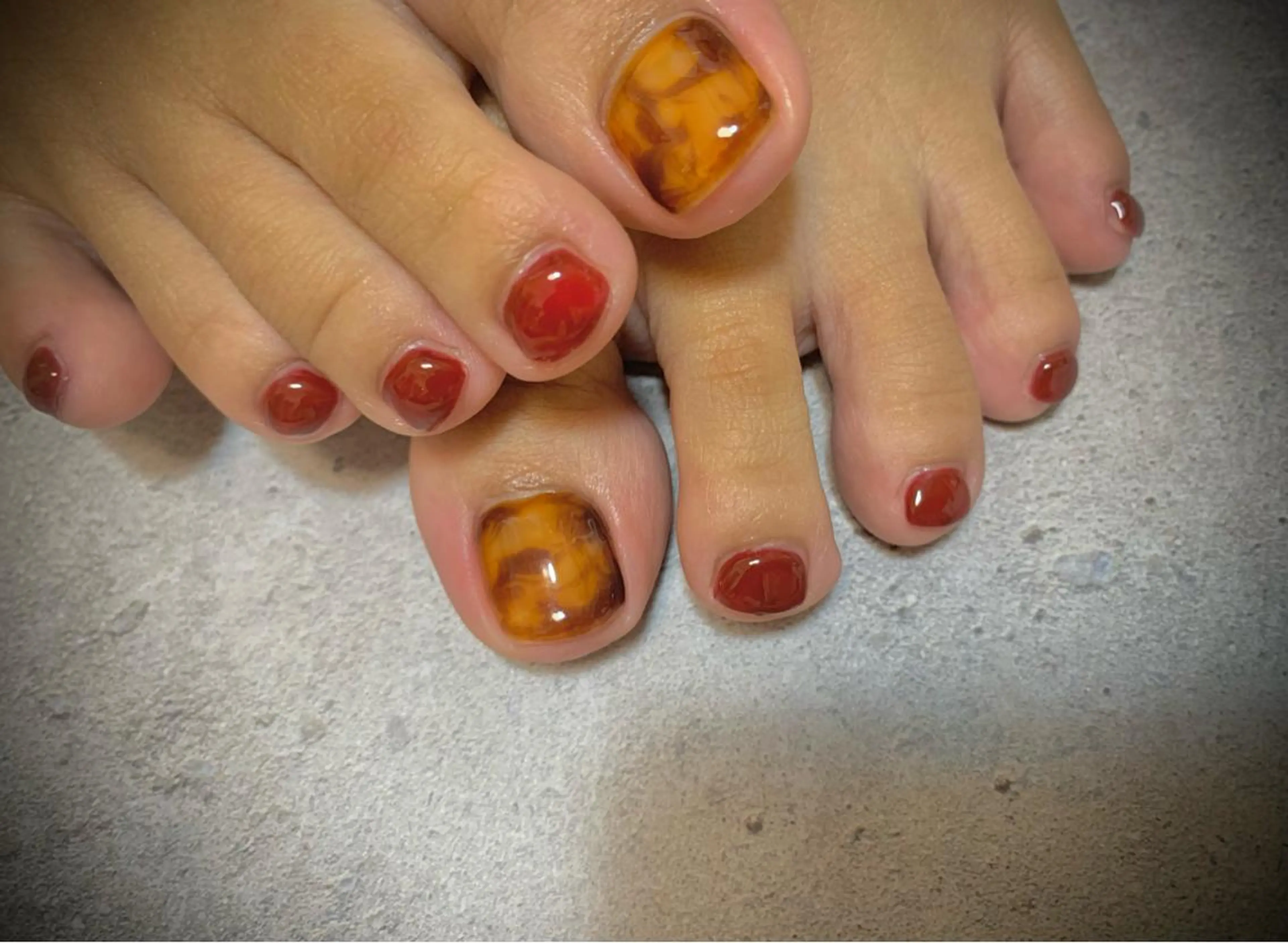 ネイル べっ甲ネイル 持ち込み フットネイル Eden　private nail saron所属・Eden ♾️のネイルデザイン