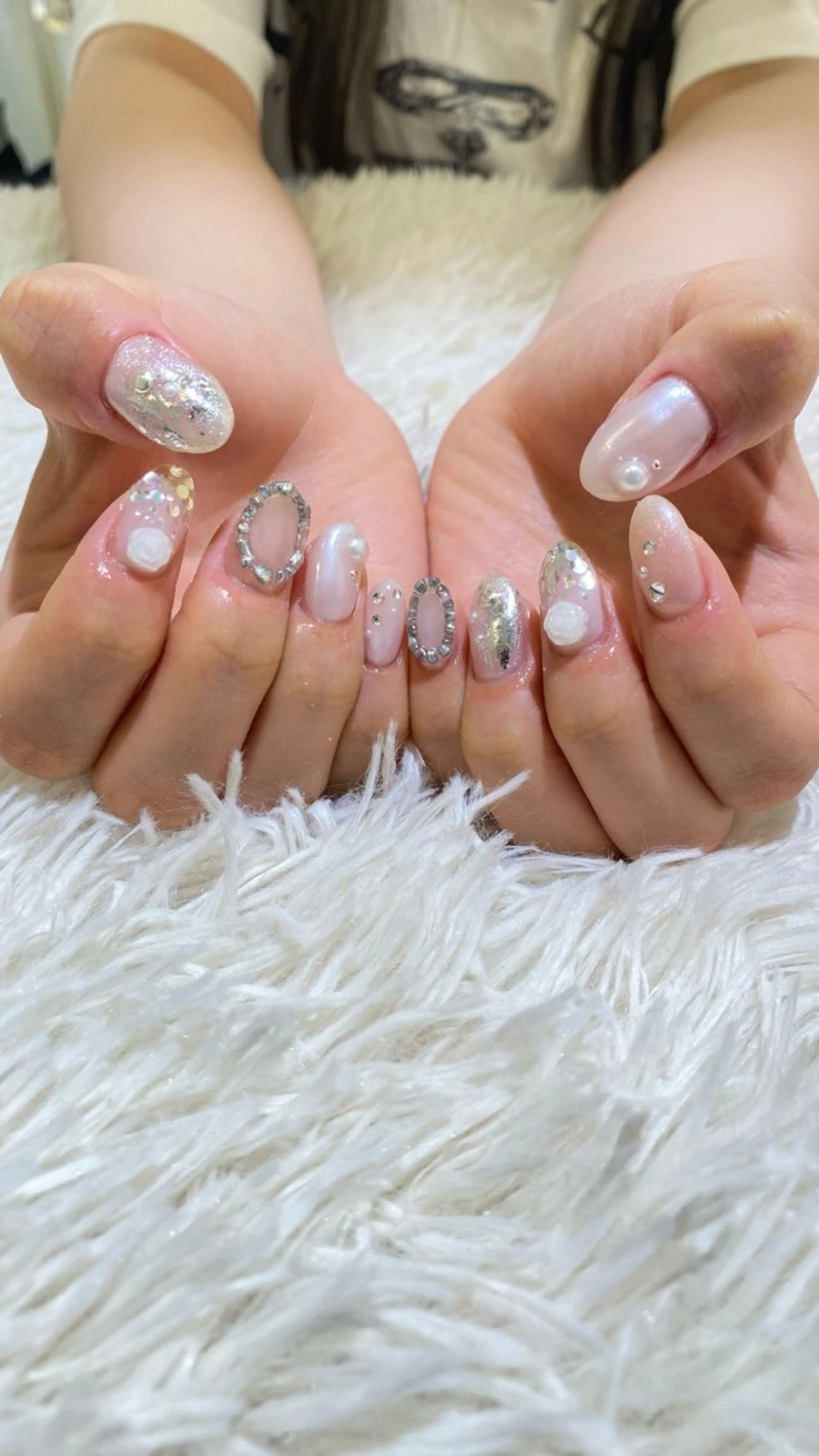 ネイル ハンドネイル 🤍 YUI 🤍のネイルデザイン