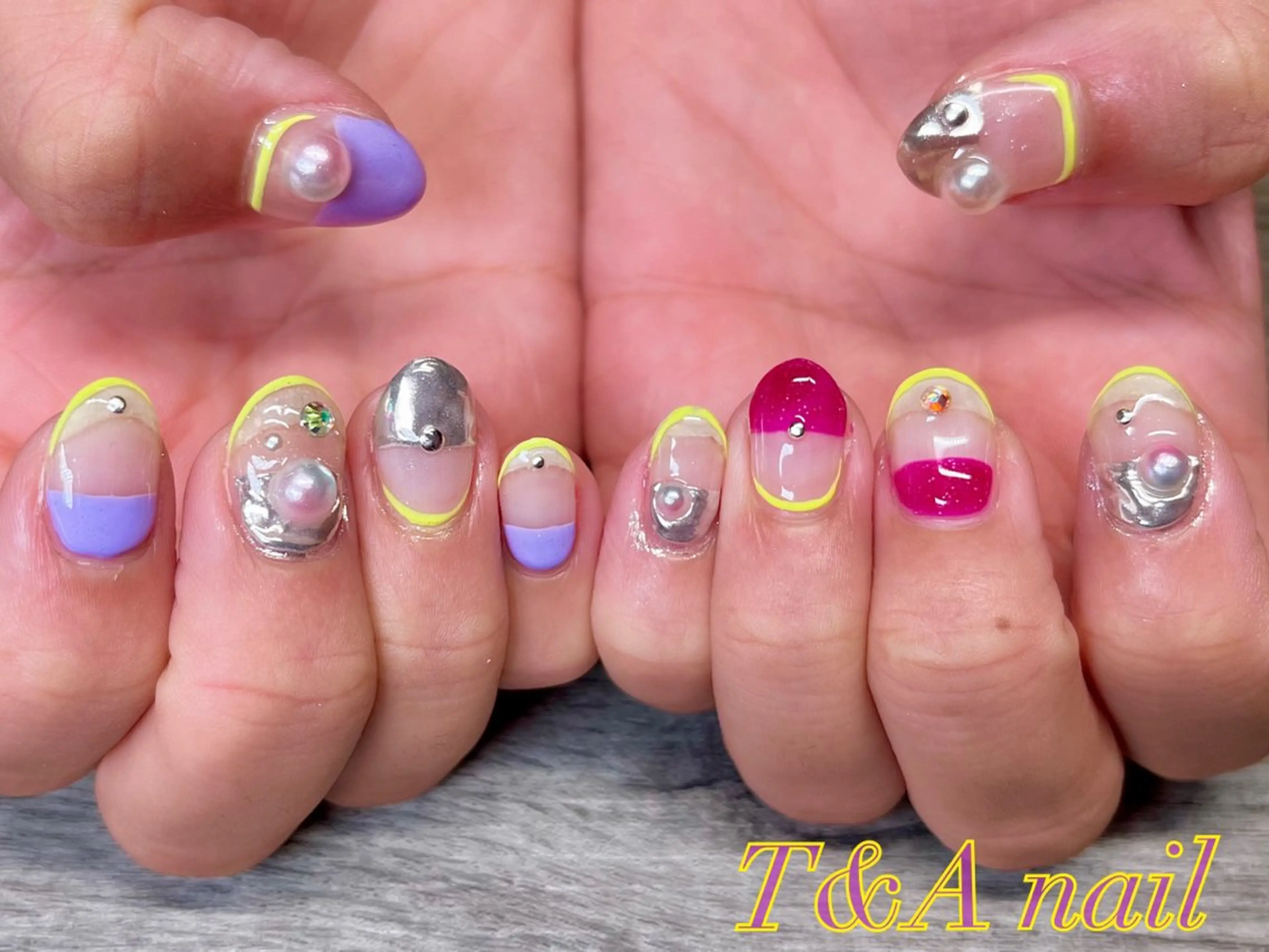 ネイル ジェルネイル ニュアンスネイル スカルプネイル ショートネイル ハンドネイル T&A nailのネイルデザイン