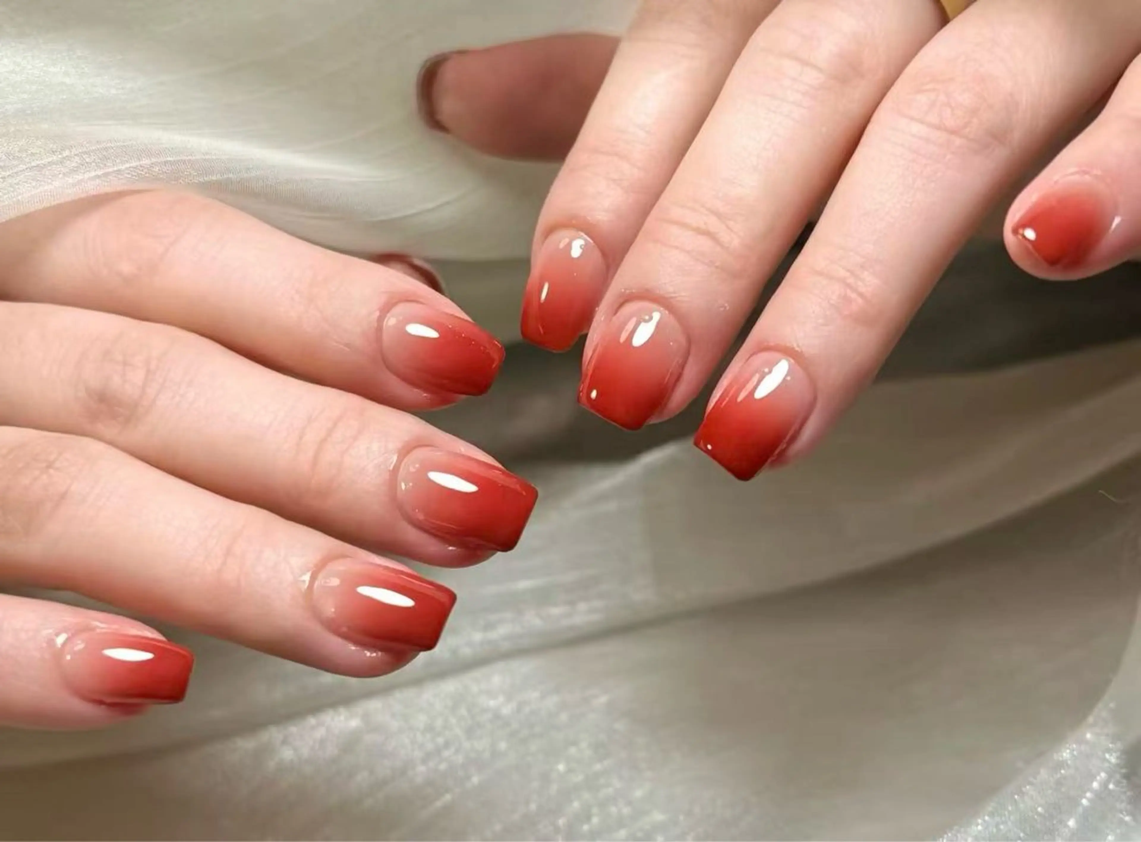 ネイル Ui_Amor (パラジェル)のネイルデザイン