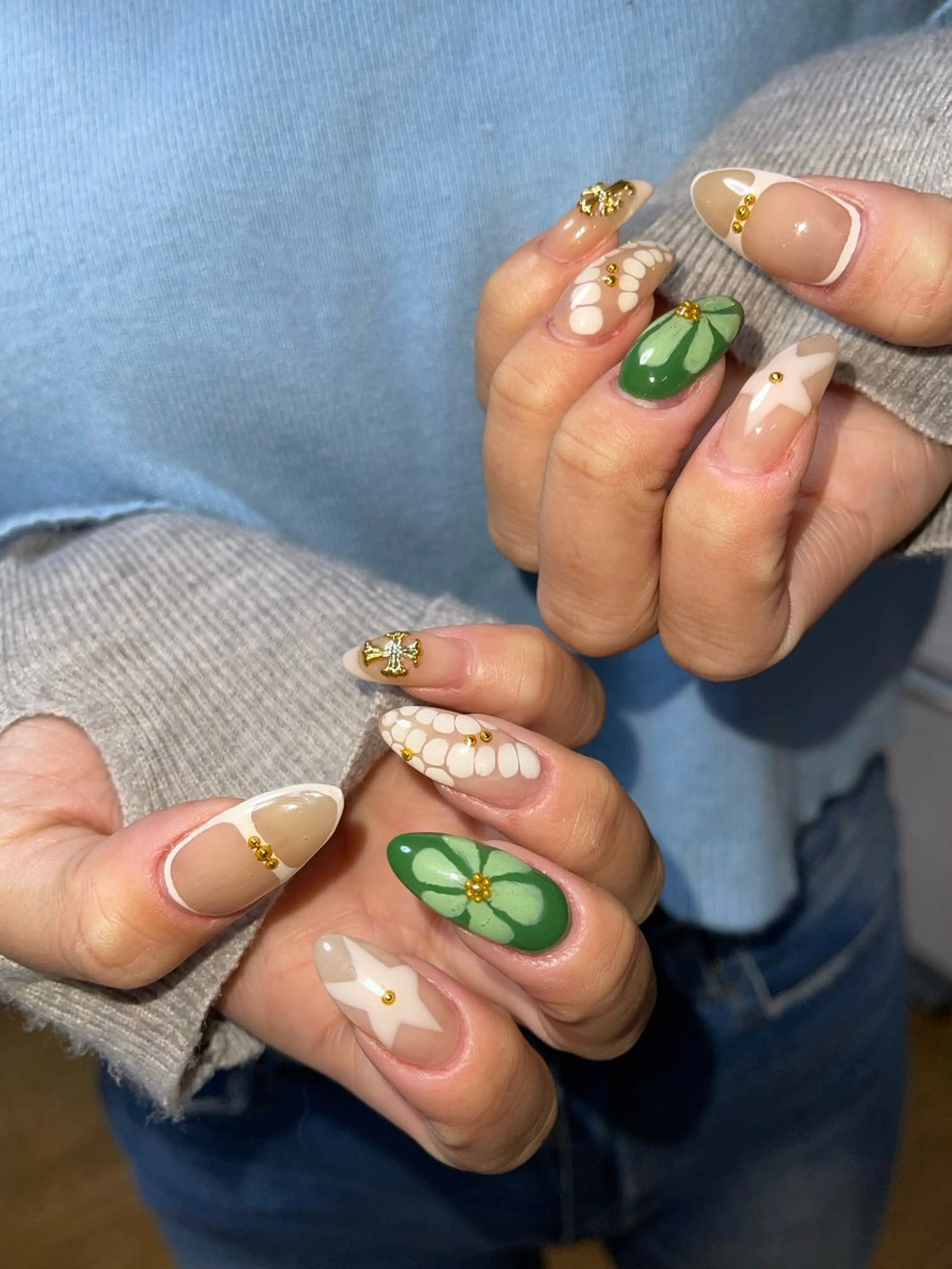 ネイル Nobody_ Linのネイルデザイン