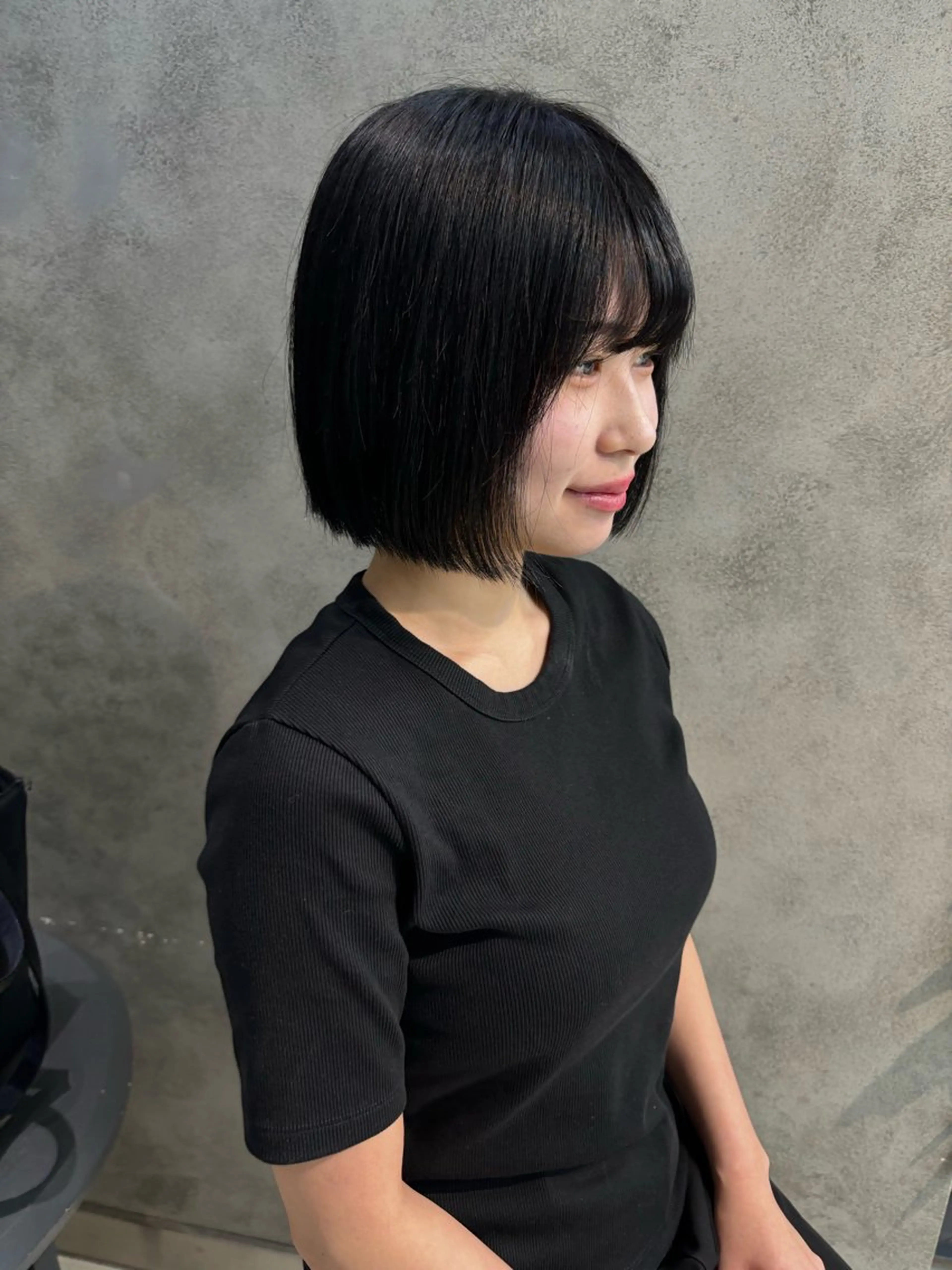 ショート カラー ヘアアレンジ ボブ/透明感ベージュ 🫧クルミ🌟のヘアスタイル