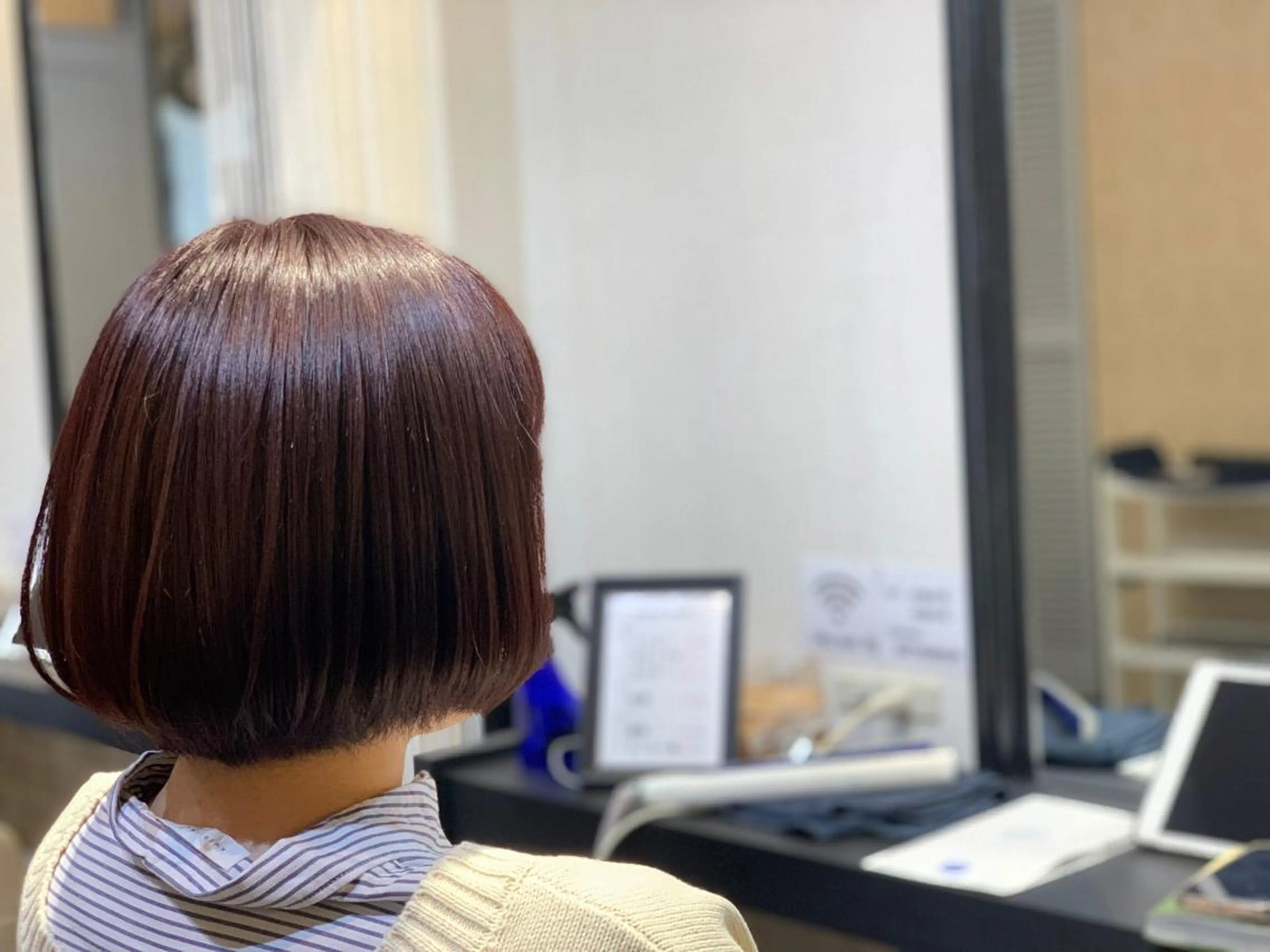 ショート カット ヘアカラー トリートメント 川村 綾のヘアスタイル