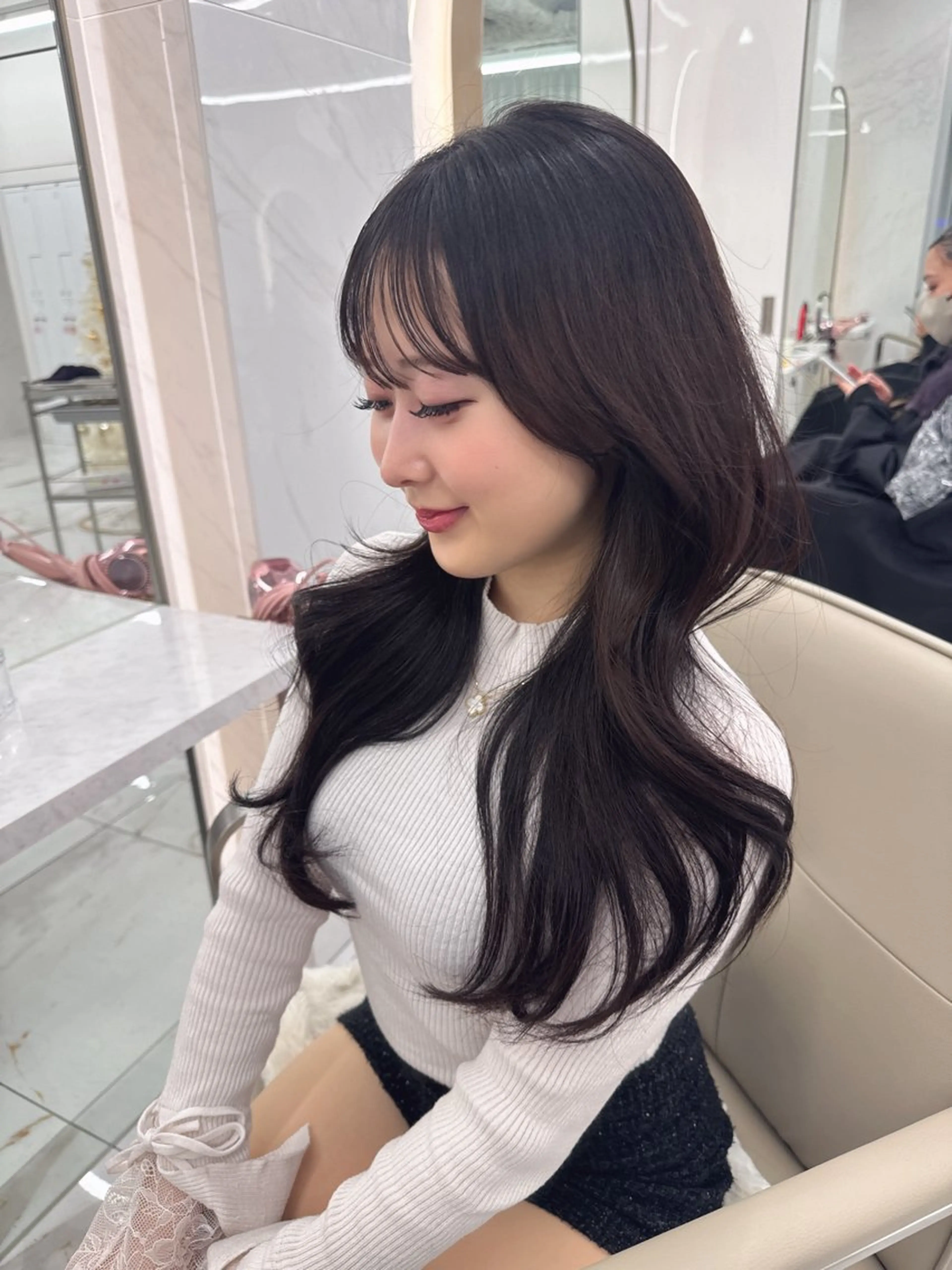 ロング kiti SAKAE所属・福間克徳/顔まわり /レイヤーカットのヘアスタイル