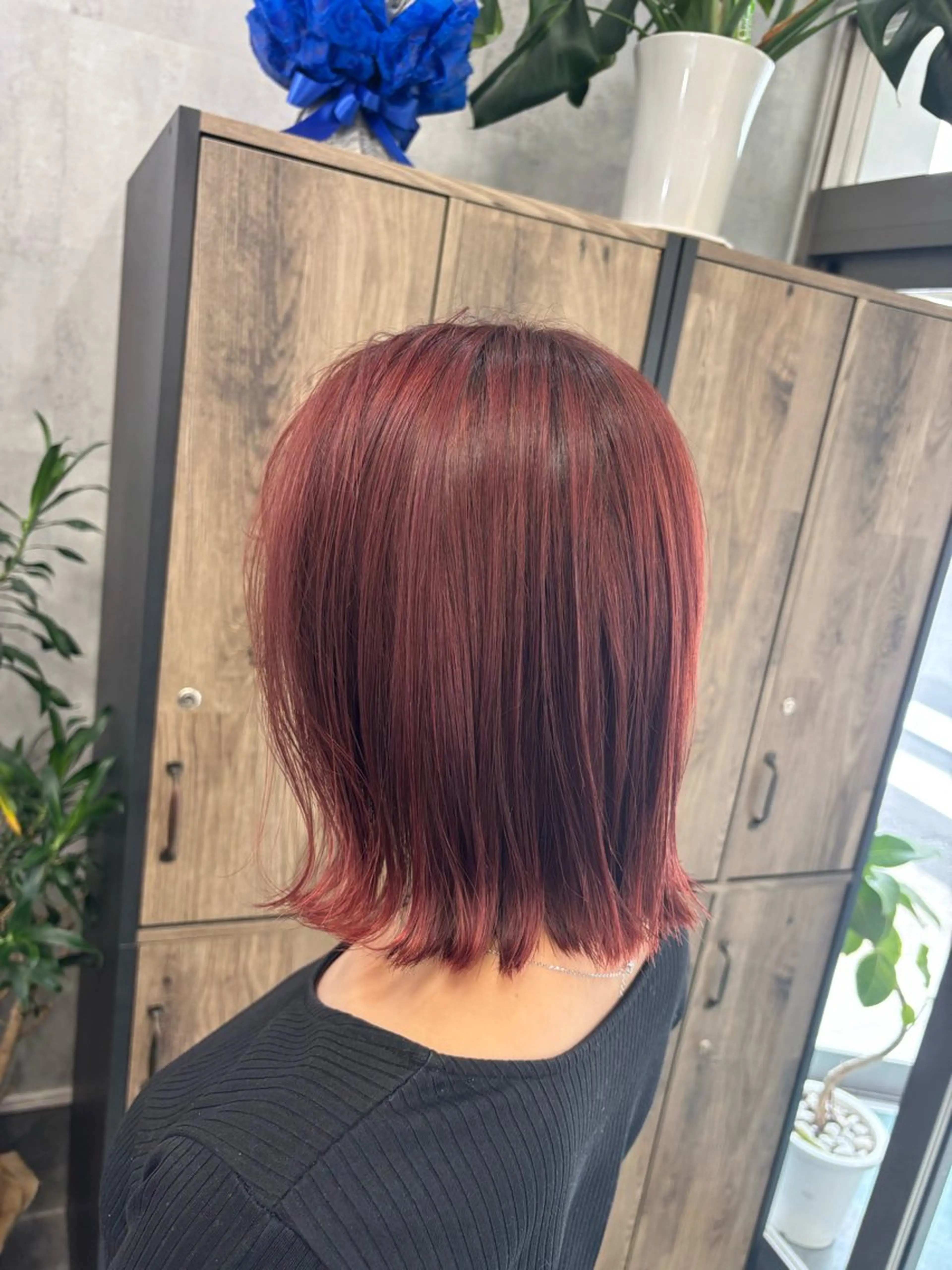 ショート カラー ショートボブ バレイヤージュ ブリーチ ケアブリーチ ダブルカラー 市毛 結菜のヘアスタイル