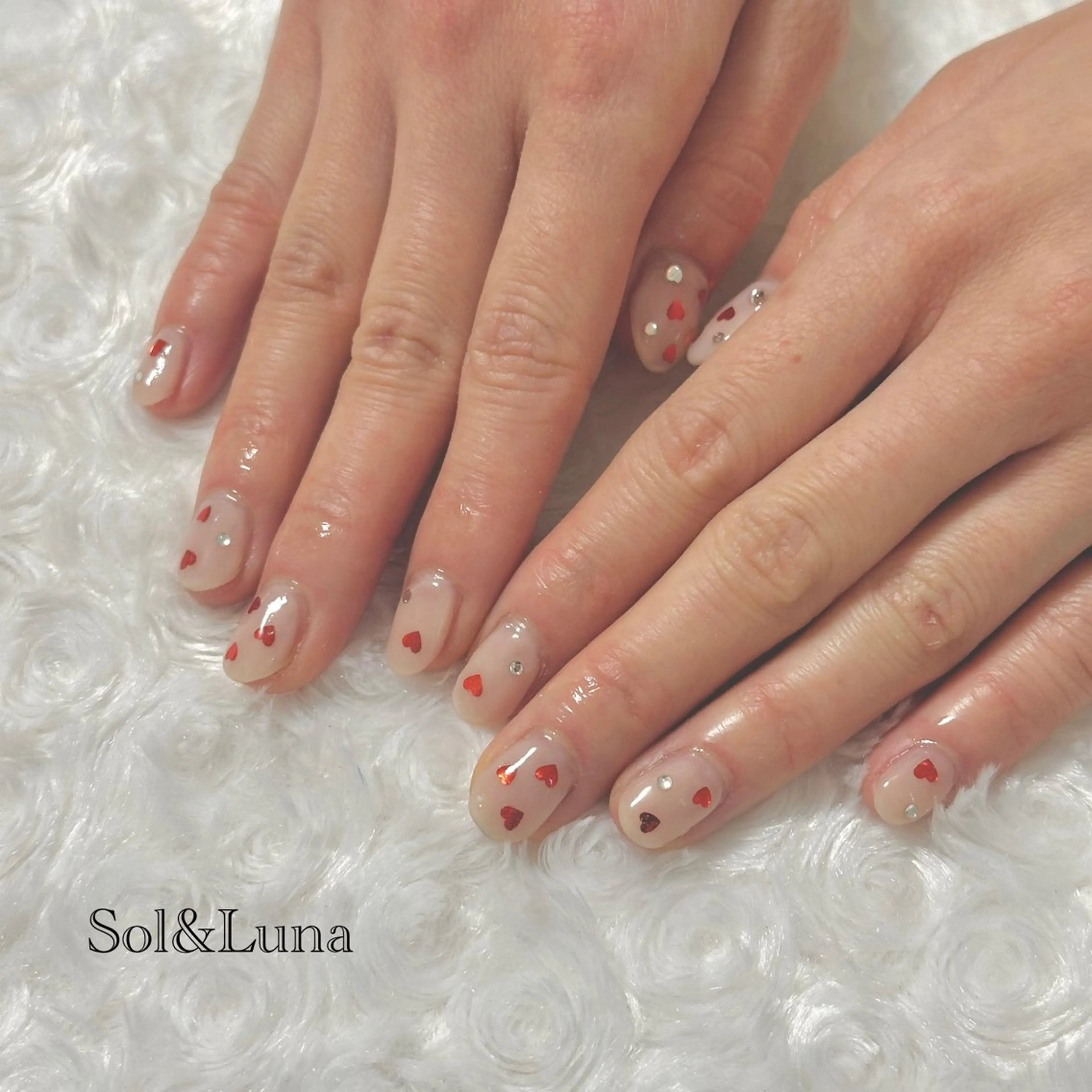 ネイル ~Sol&Luna~ Momonaのネイルデザイン