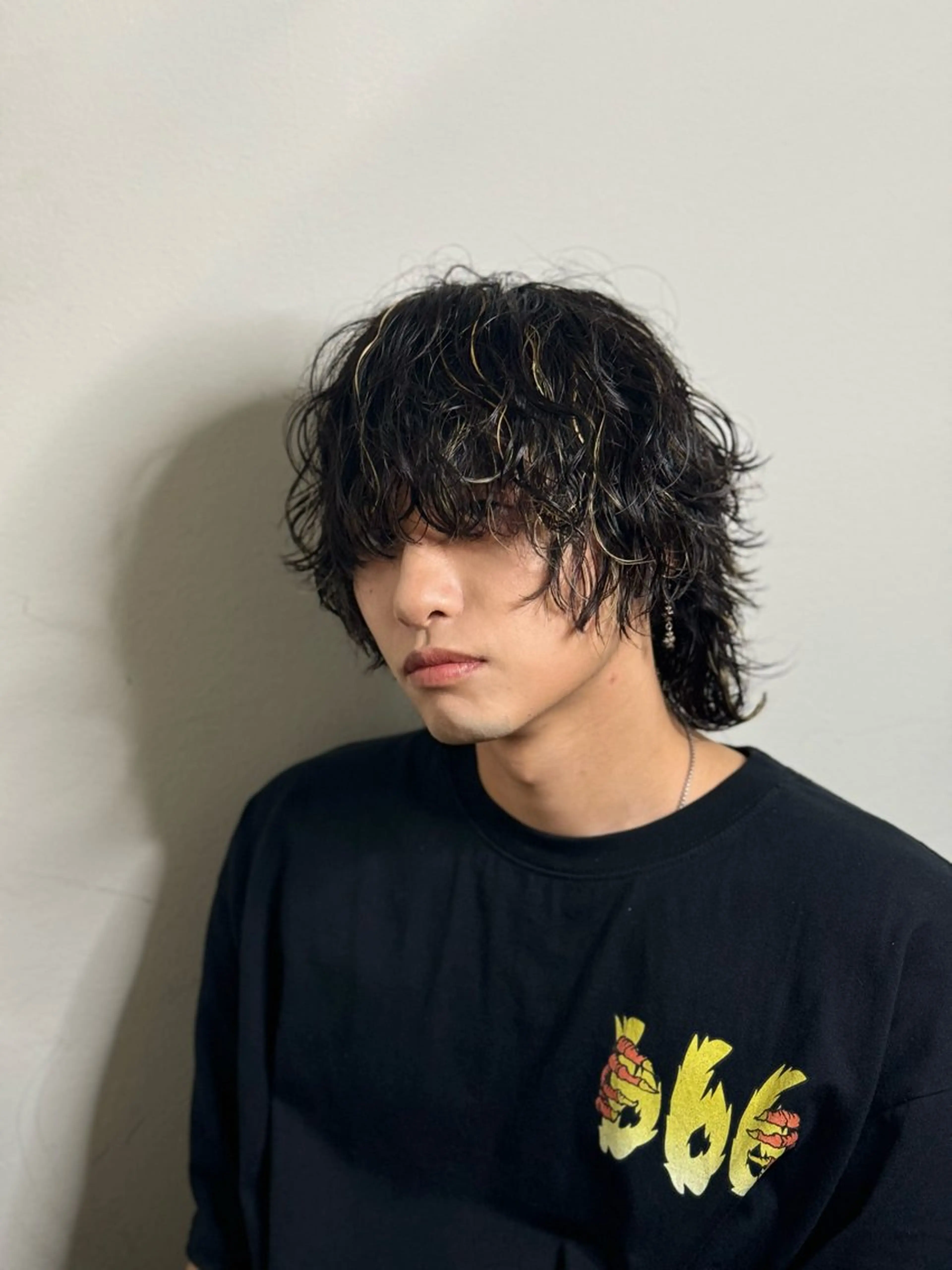 ミディアム カラー パーマ メンズ ミディアムパーマ メンズパーマ 波巻きパーマ カット パーマ 🔥メンズパーマ特化 🔥店長中村雄樹のヘアスタイル