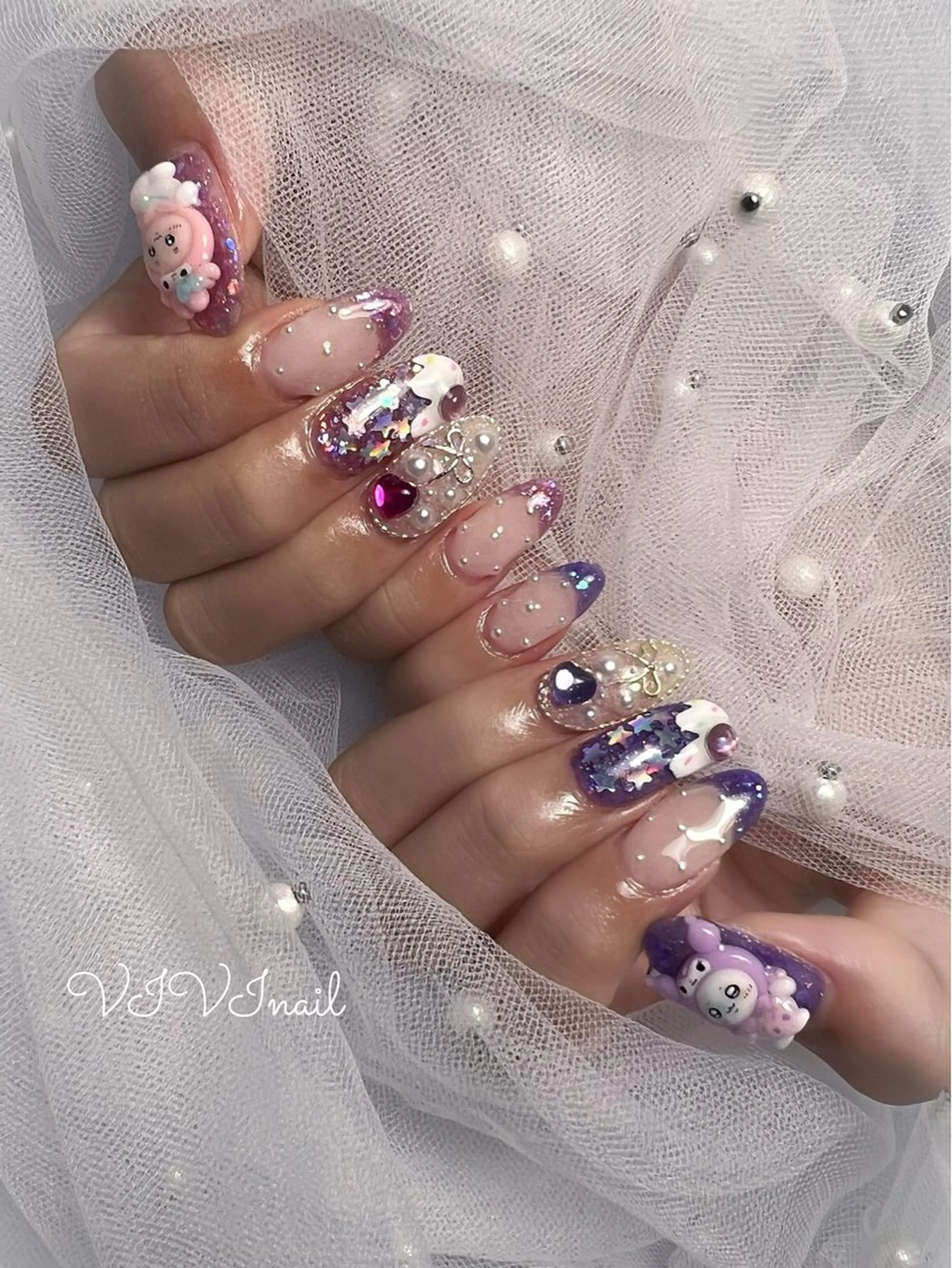 ネイル キラキラネイル 持ち込み ハンドネイル vivi nailのネイルデザイン