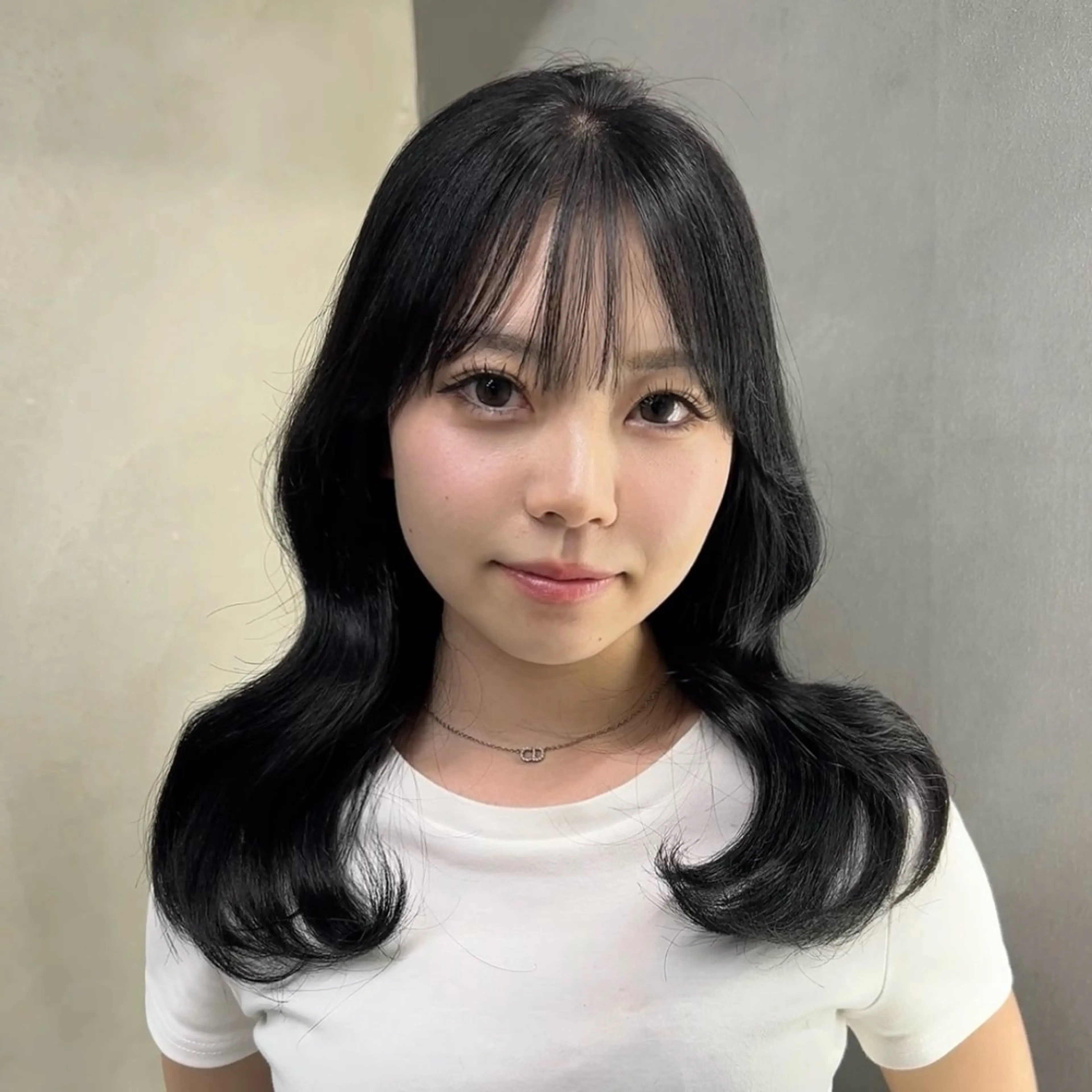 ミディアム カット ヘアカラー トリートメント 阿倍野/髪質改善 /縮毛矯正/坪田幸広のヘアスタイル