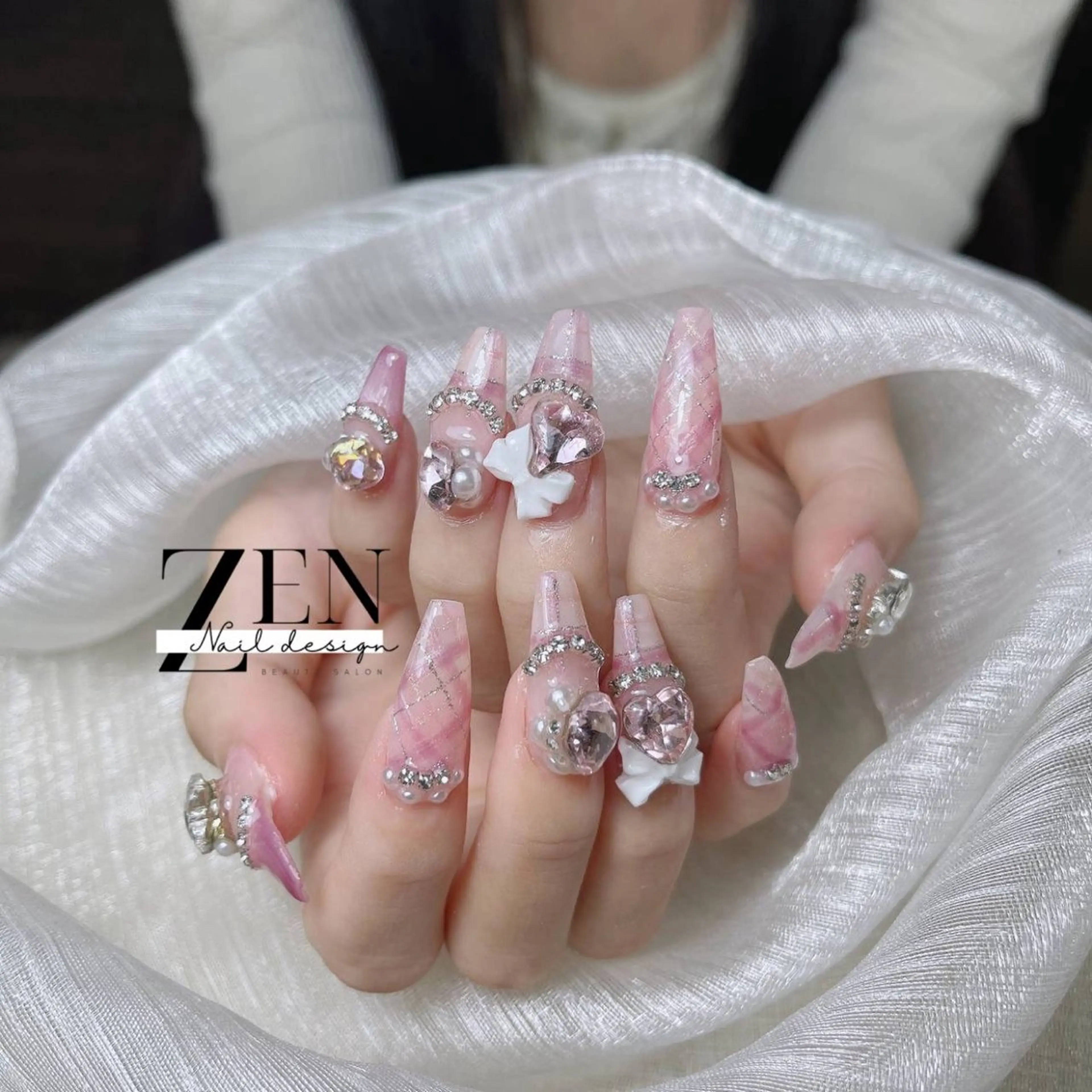 ネイル 持ち込み スカルプネイル ネイルチップ ハンドネイル Zen Nail Design 池袋のネイルデザイン