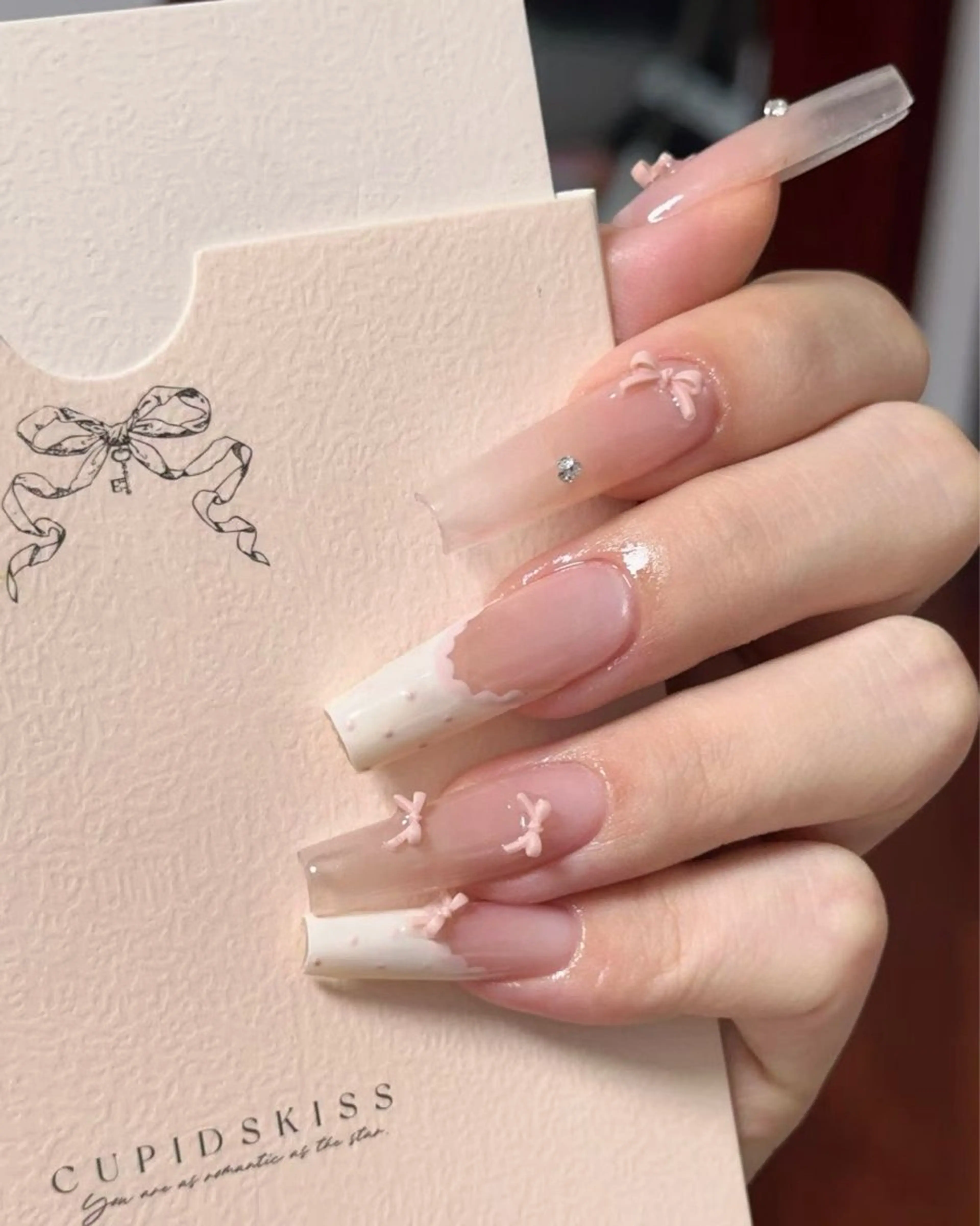 ネイル ETELUNA Nail 銀座店【パラジェル/フィルイン/チップスカルプ/マグネット/ニュアンス】所属・周 テイのネイルデザイン