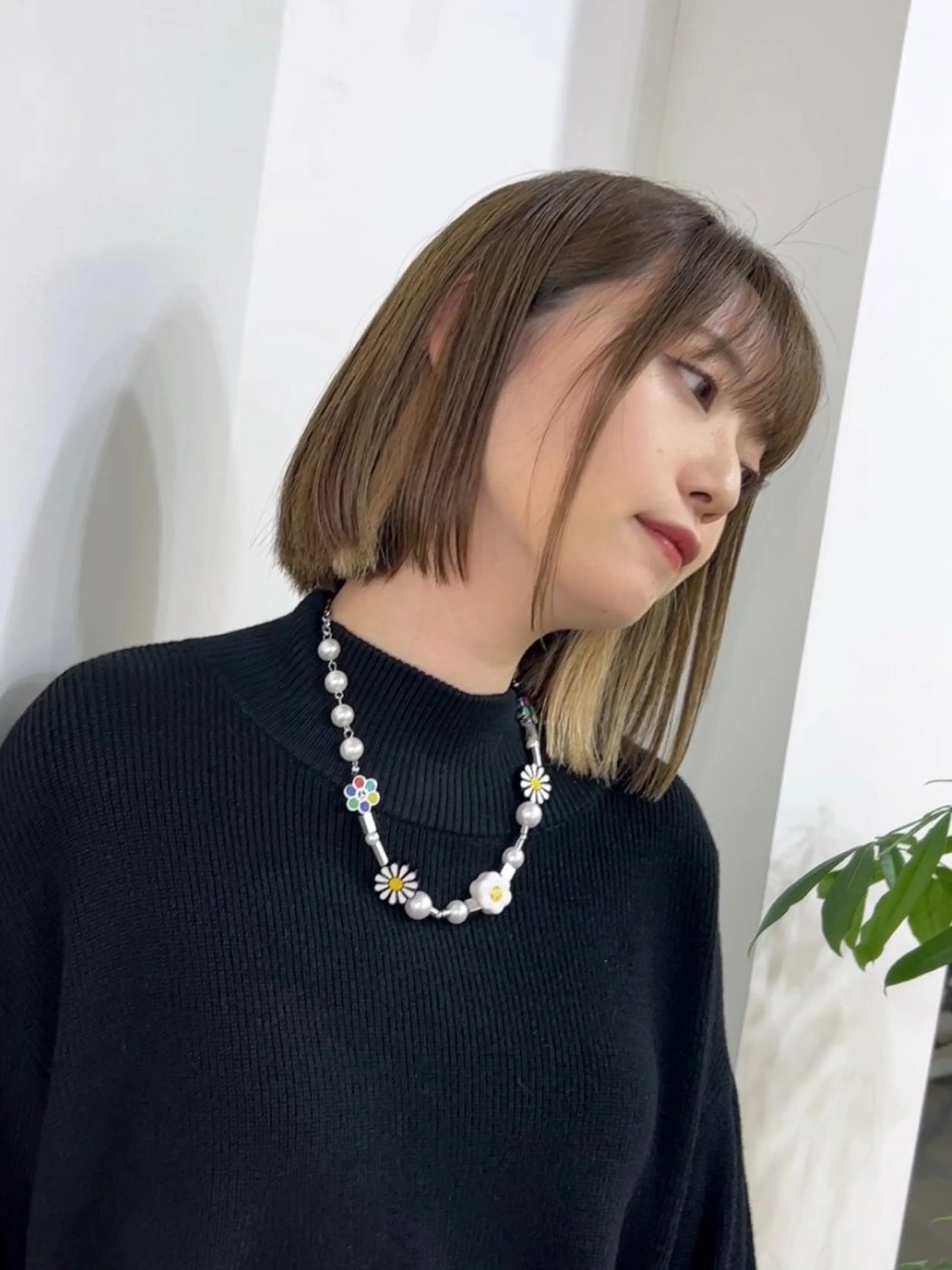 ミディアム カラー インナーカラー ボブ カット ヘアカラー トリートメント 武田涼レイヤーカット 髪質改善×縮毛矯正のヘアスタイル