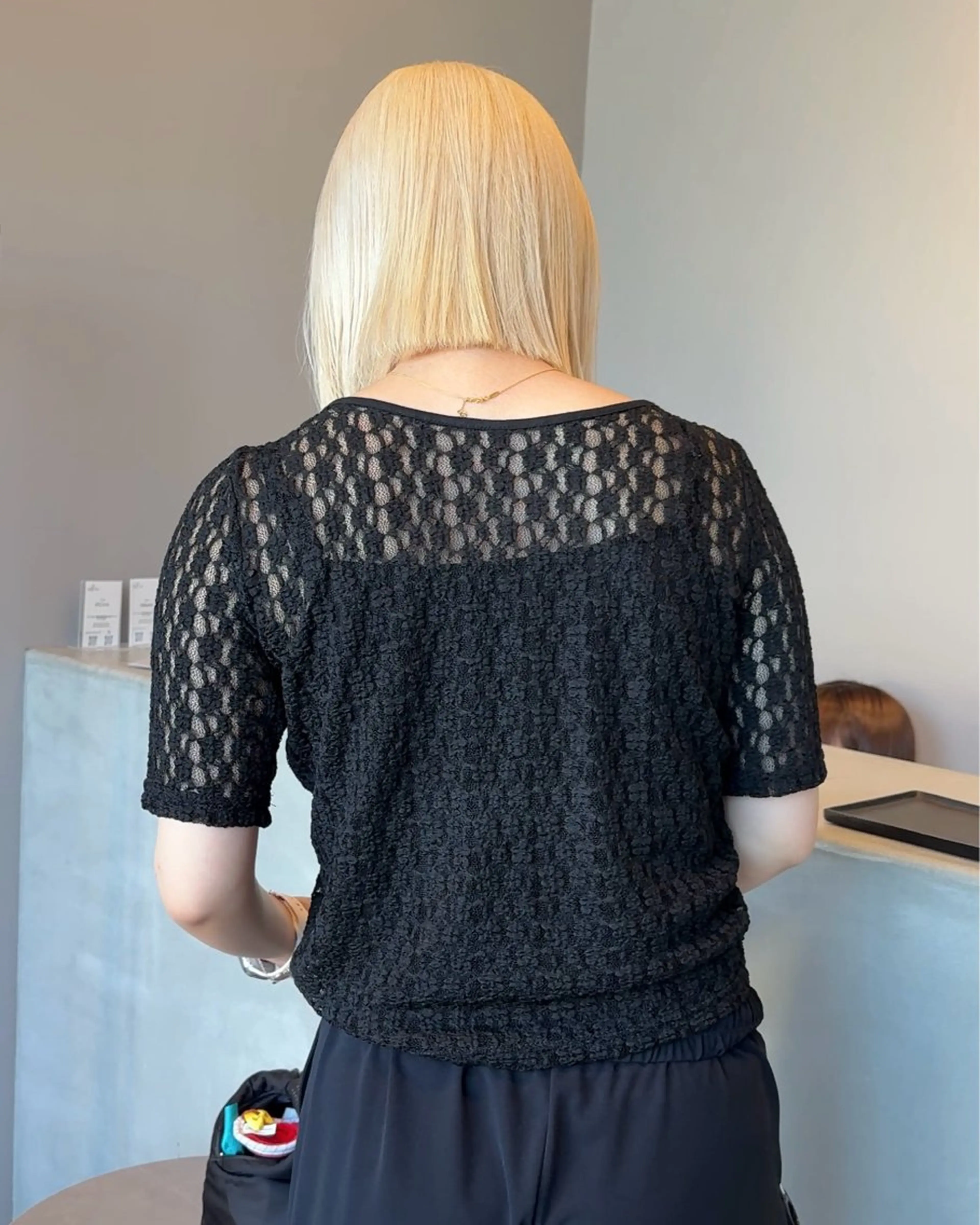 ミディアム カラー ブリーチ 抜きっぱなしブロンド ブロンド ホワイトブロンド niil所属・REINA /niil/女性限定のヘアスタイル