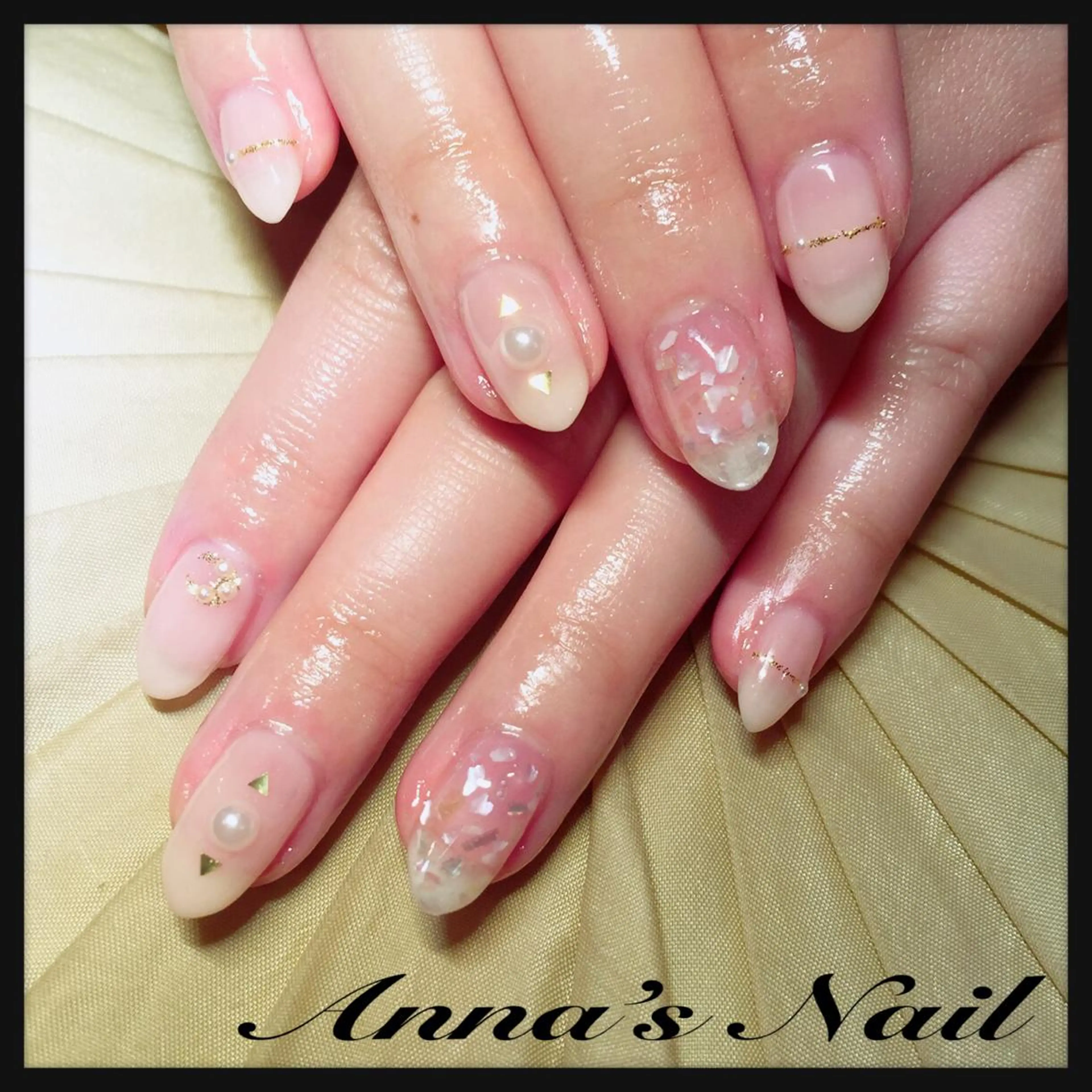 ネイル クリアネイル Anna’s Nail所属・清口 杏奈のネイルデザイン