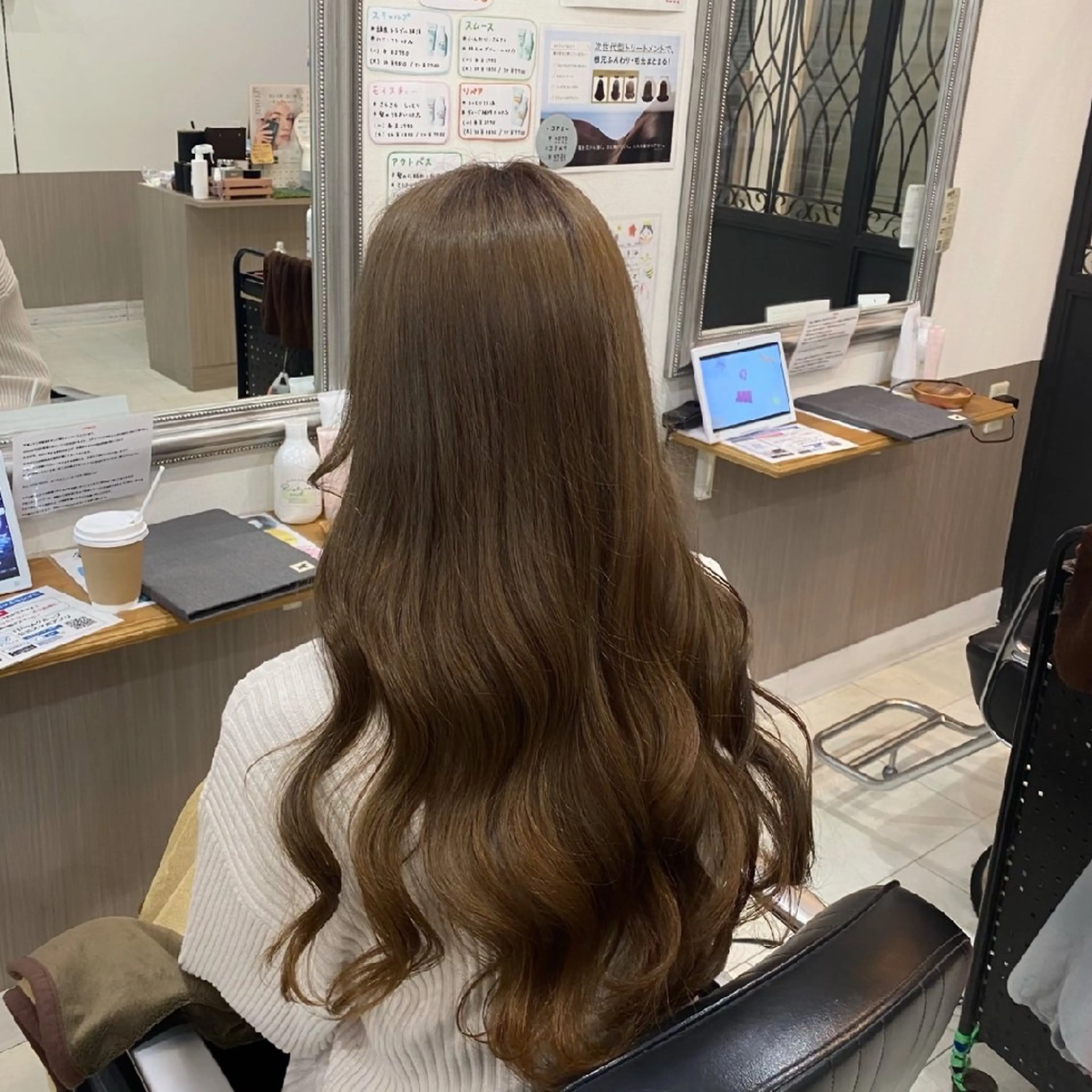 カラー ヘアカラー 暖色🍎透明感カラー 🩵小林かりんのヘアスタイル