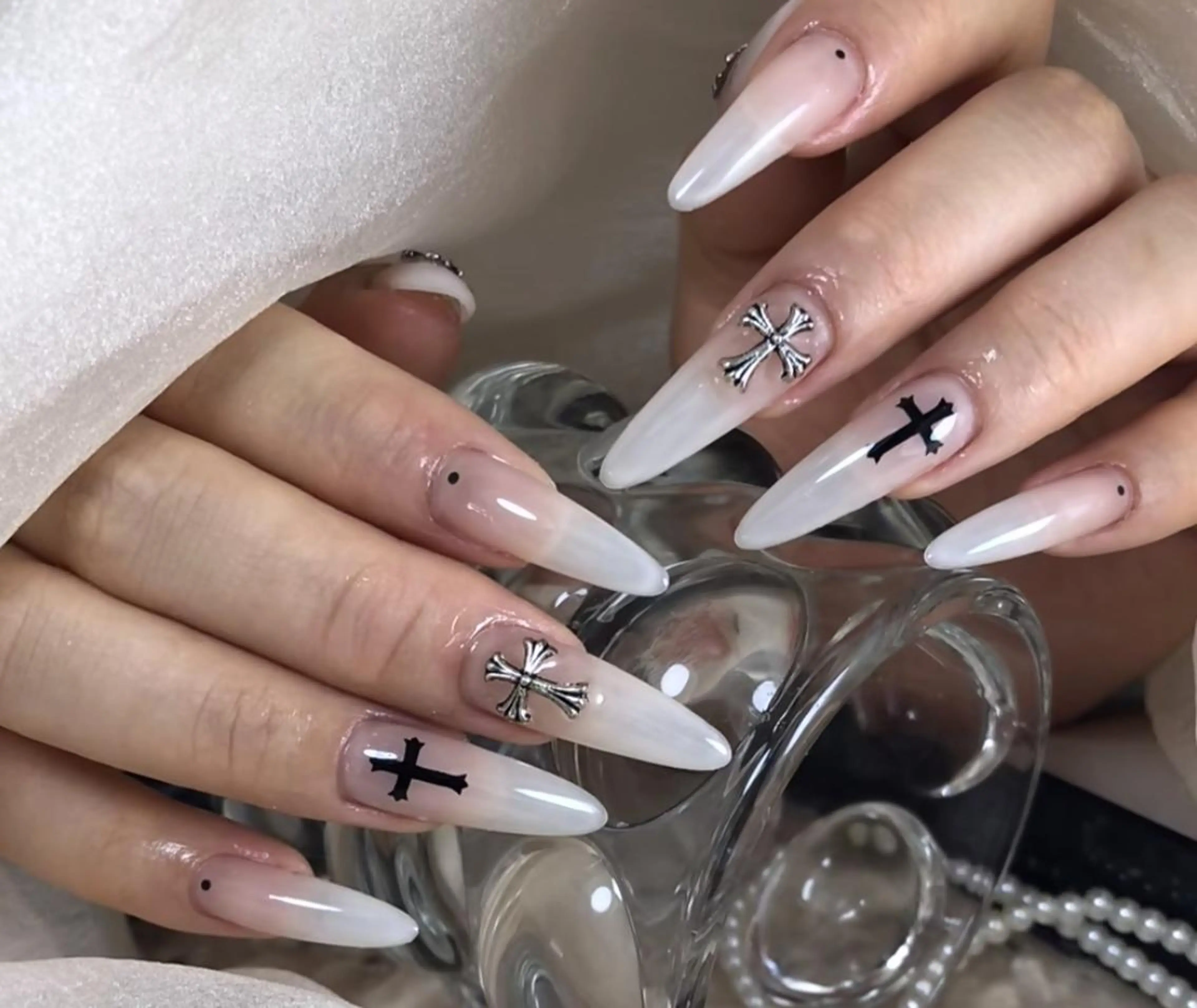 ネイル ハンドネイル ハンドケア 🍑 momo_nailのネイルデザイン