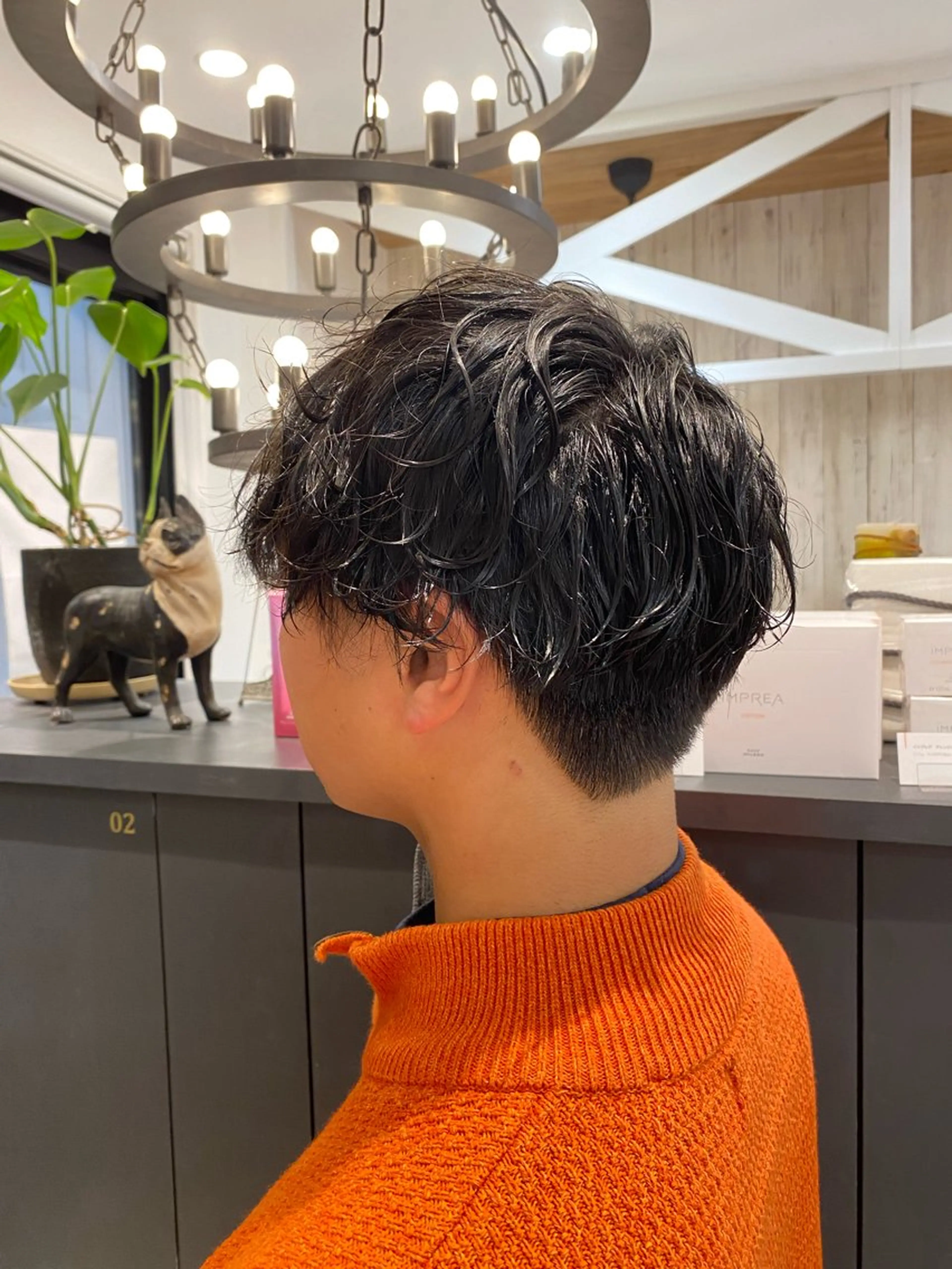 ショート パーマ メンズ マッシュ メンズパーマ 刈り上げ 波巻きパーマ 柴田 枝利子のヘアスタイル