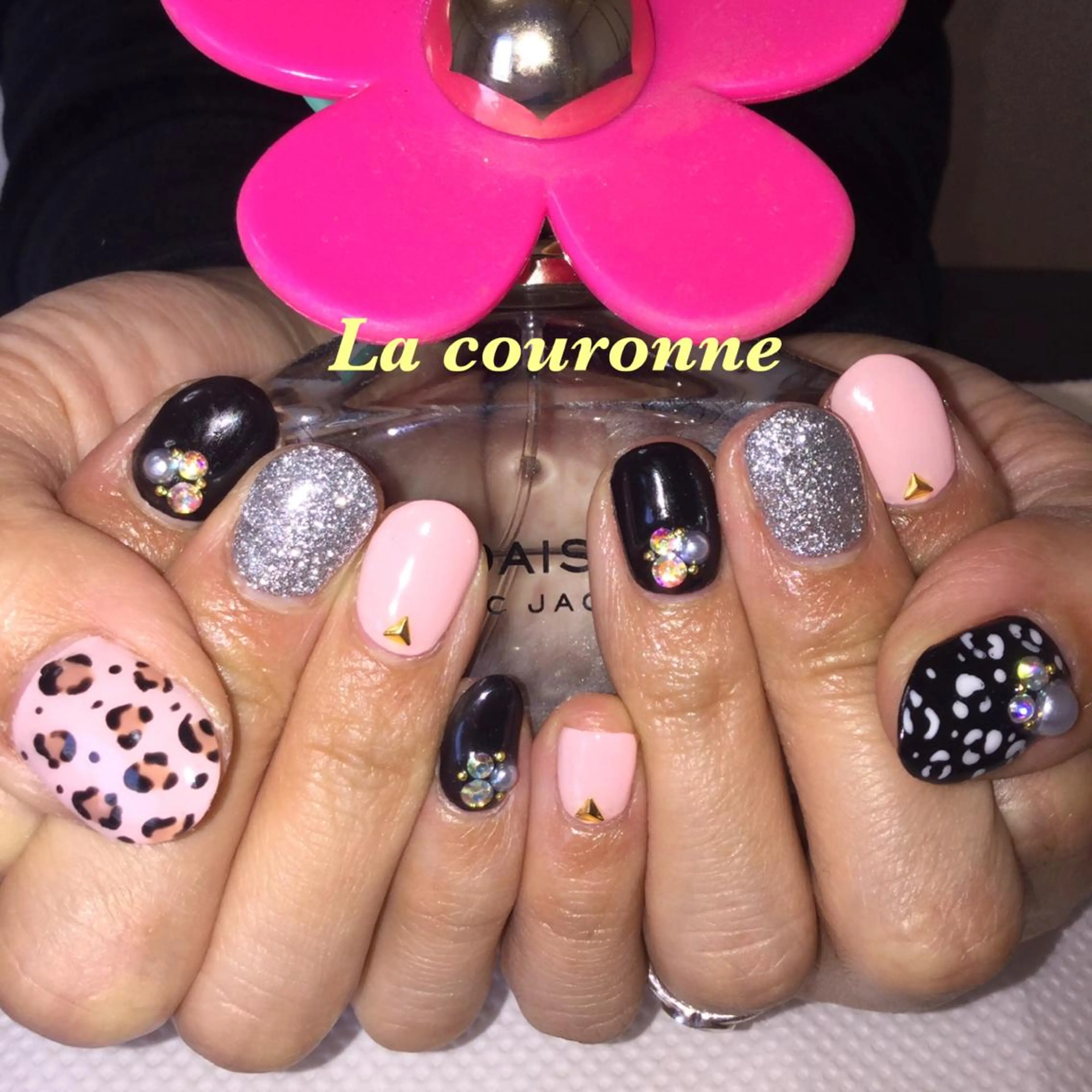 ネイル Lacouronne NATSUMIのネイルデザイン