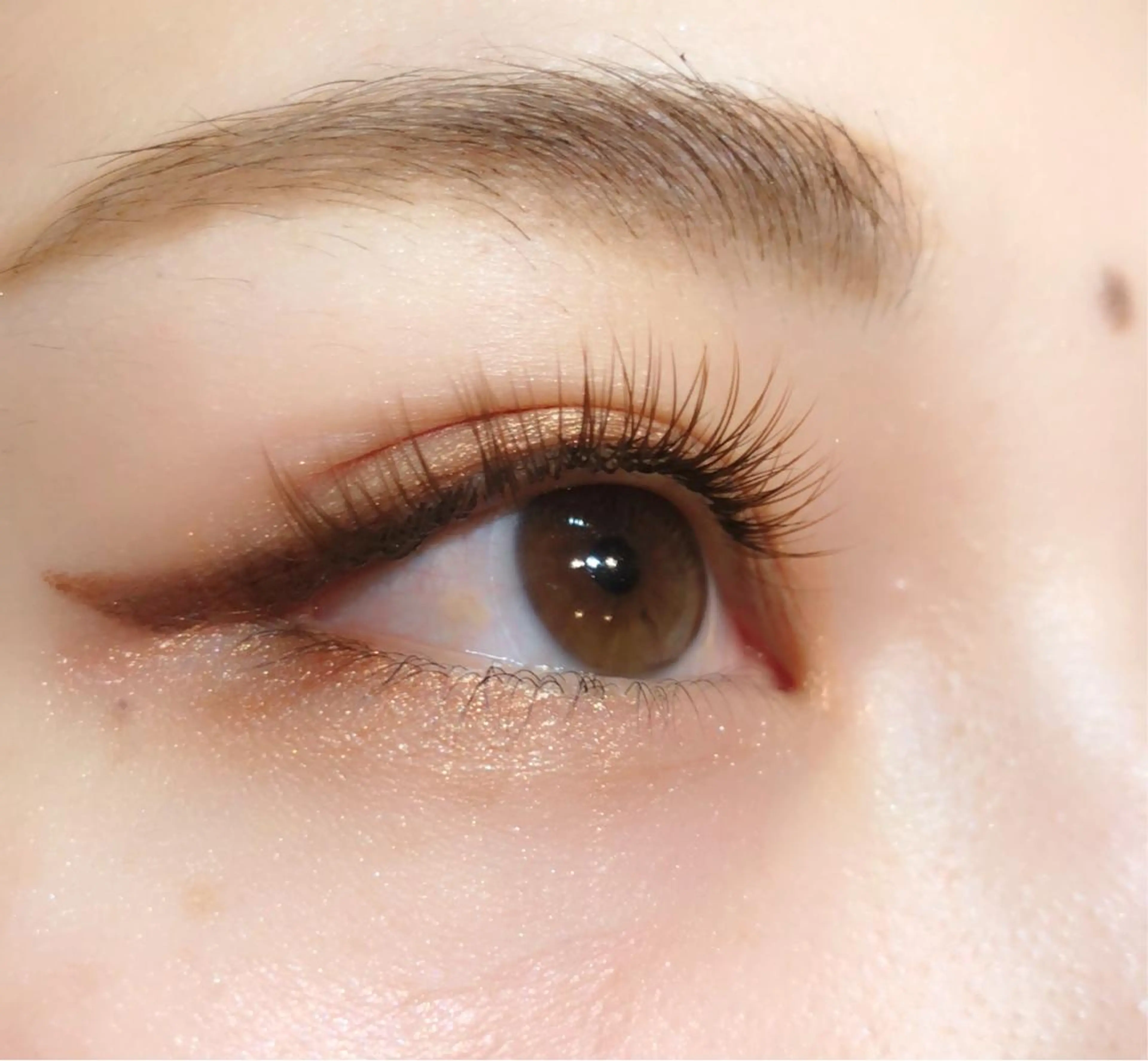 マツエク・マツパ カラーマツエク 目尻長め マツエク Favori 佐藤のマツエク・マツパデザイン