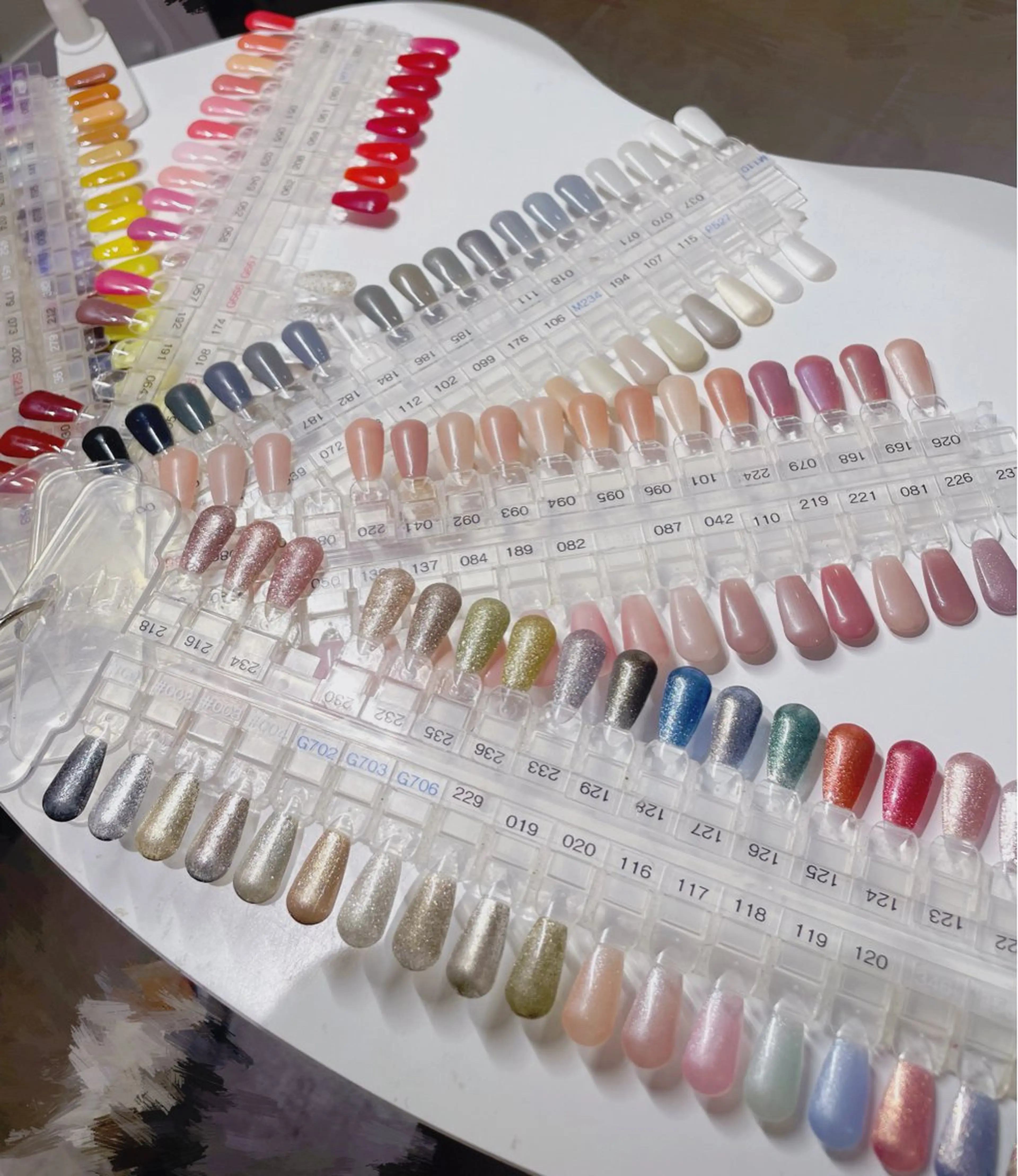 ネイル フットネイル 小林みお @ibelu京橋店のネイルデザイン