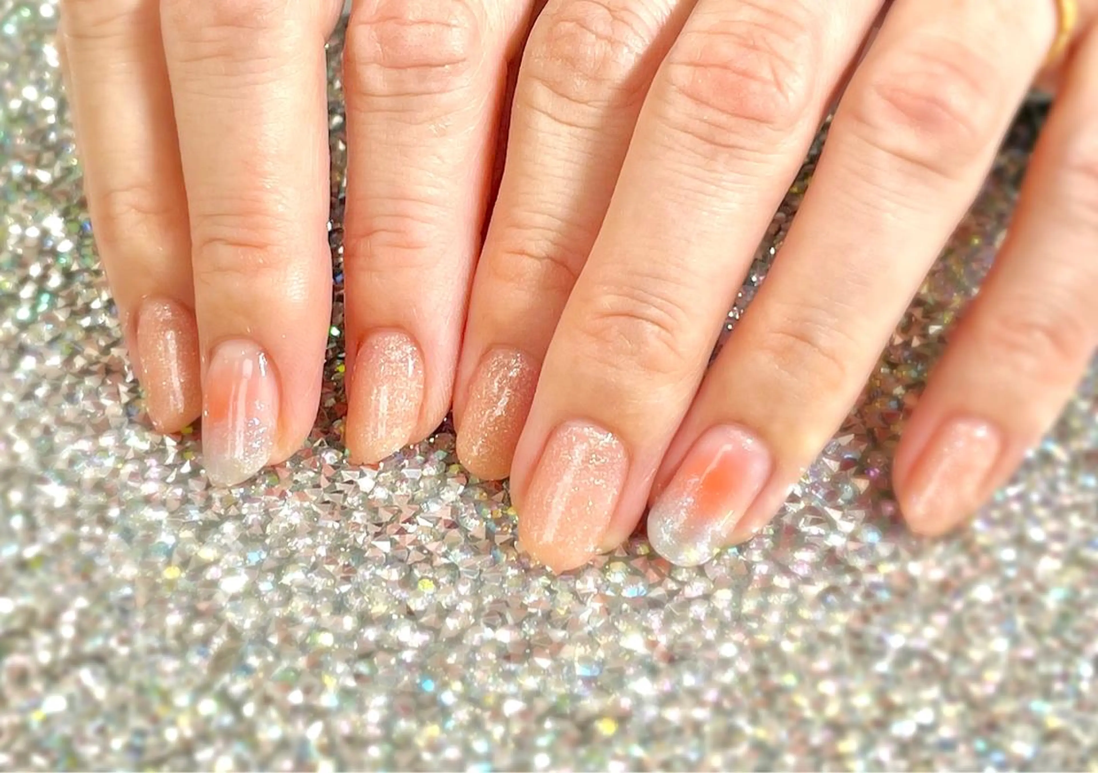 ショート BURGUNDY 🌹eriのネイルデザイン