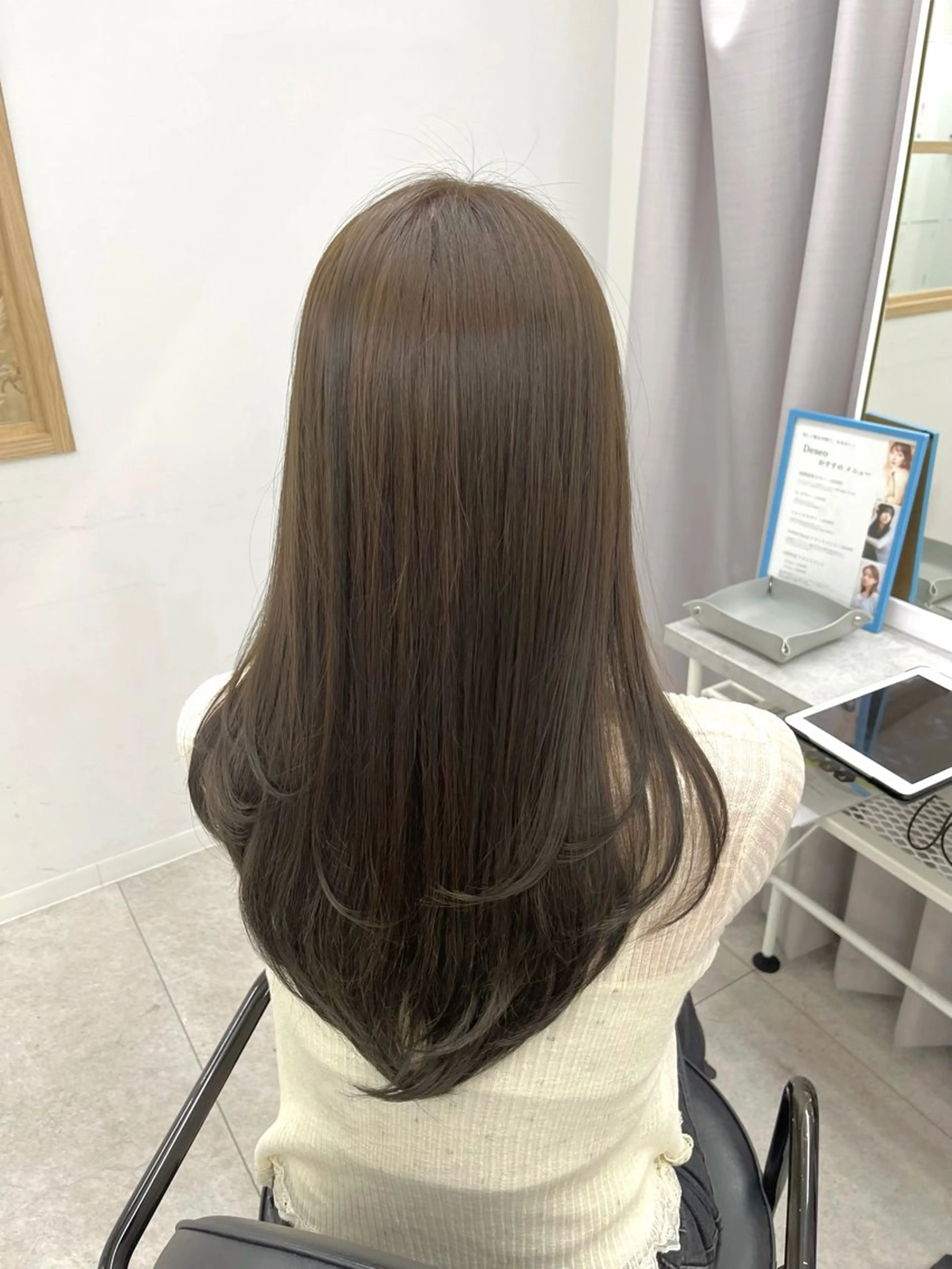 ロング カラー ブリーチ ブリーチなしカラー 柔らかオリーブ🌿‬ Himari🌻のヘアスタイル