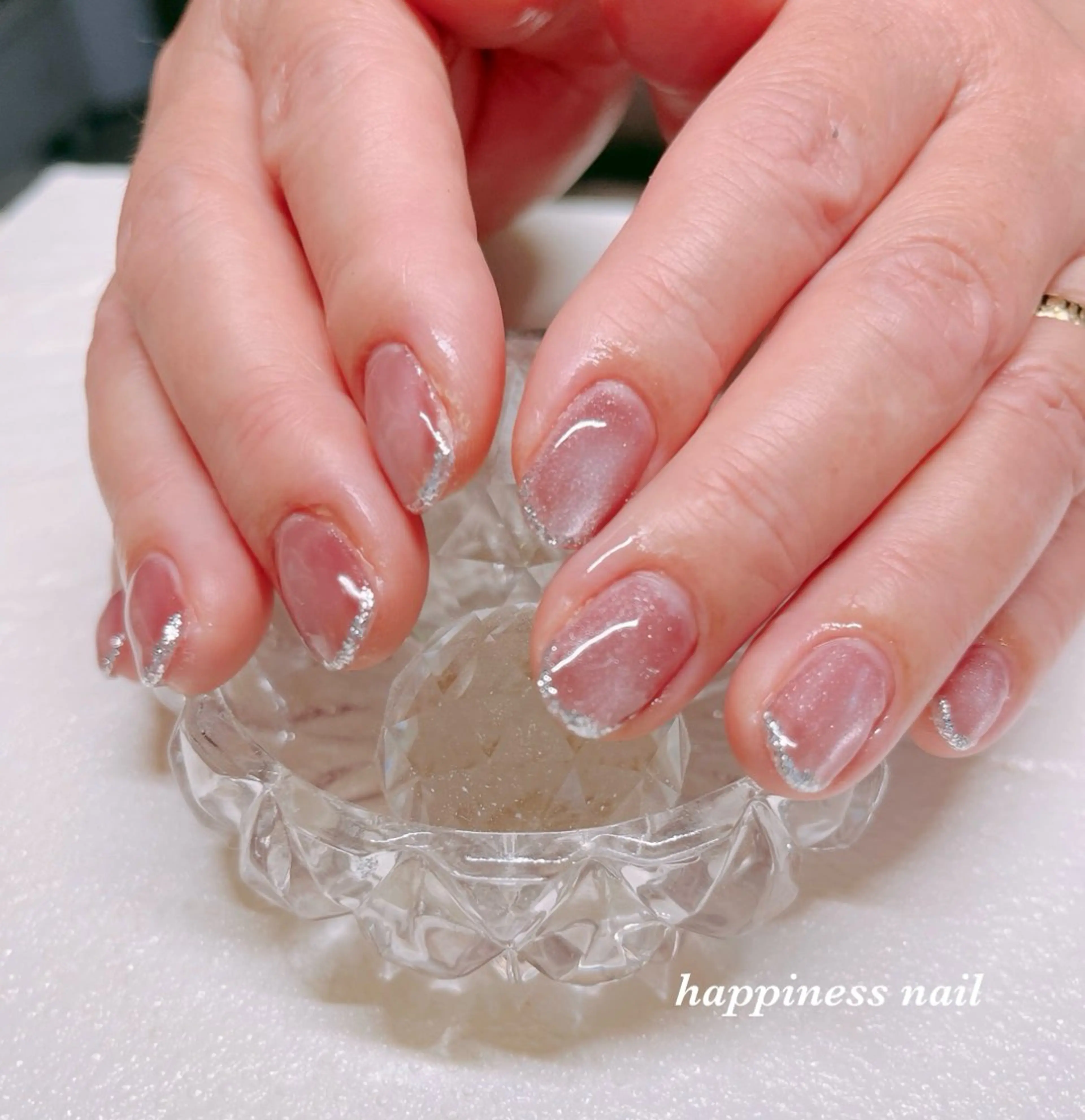 ネイル フレンチネイル ラメ(グリッター) シルバー ハンドネイル happiness nailのネイルデザイン