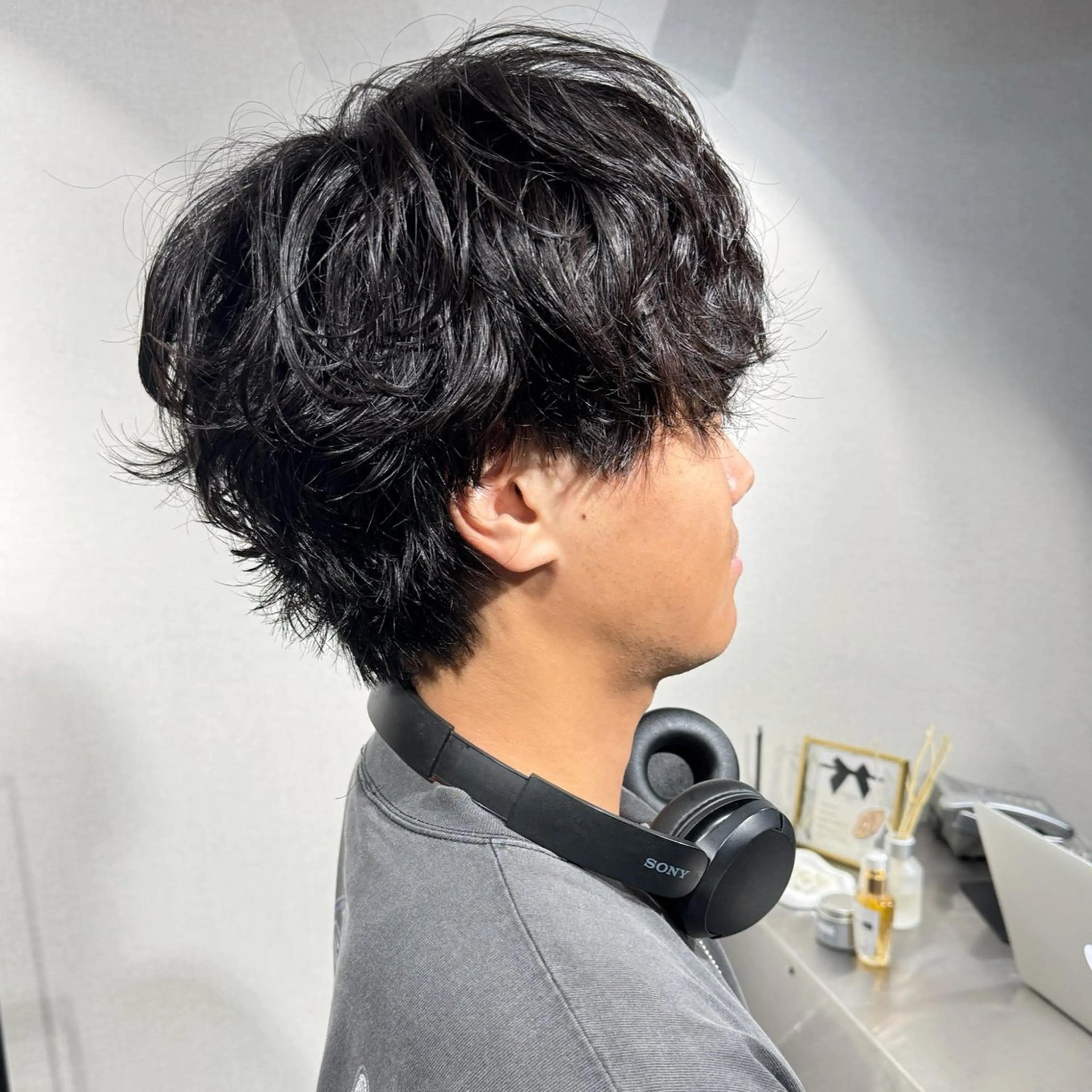 メンズ フェザーパーマ メンズパーマ カット パーマ 表参道フェザーパーマ ニュアンスパーマのヘアスタイル