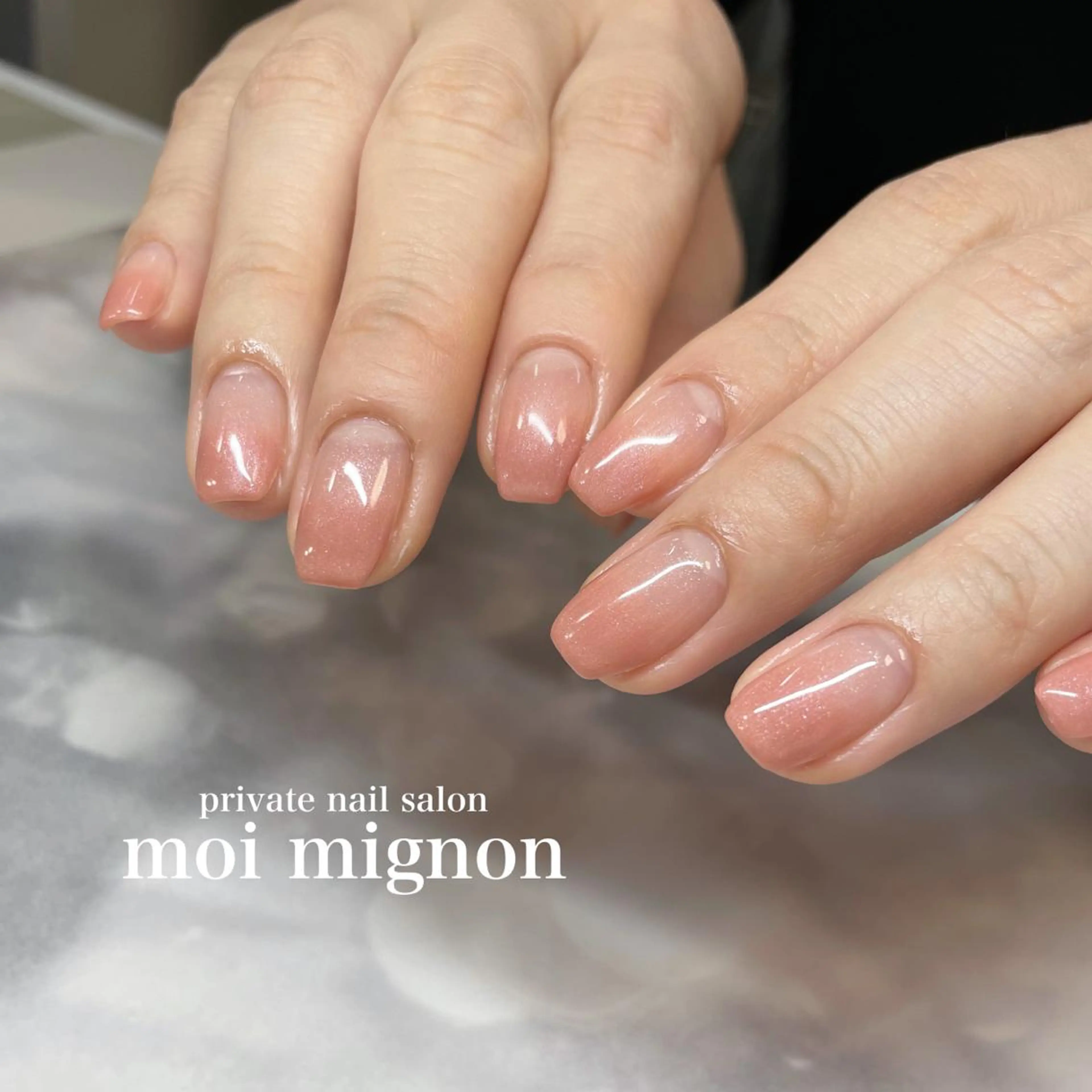 ネイル グラデーション オフィスネイル スクエアネイル ハンドネイル nailist Aki♡のネイルデザイン