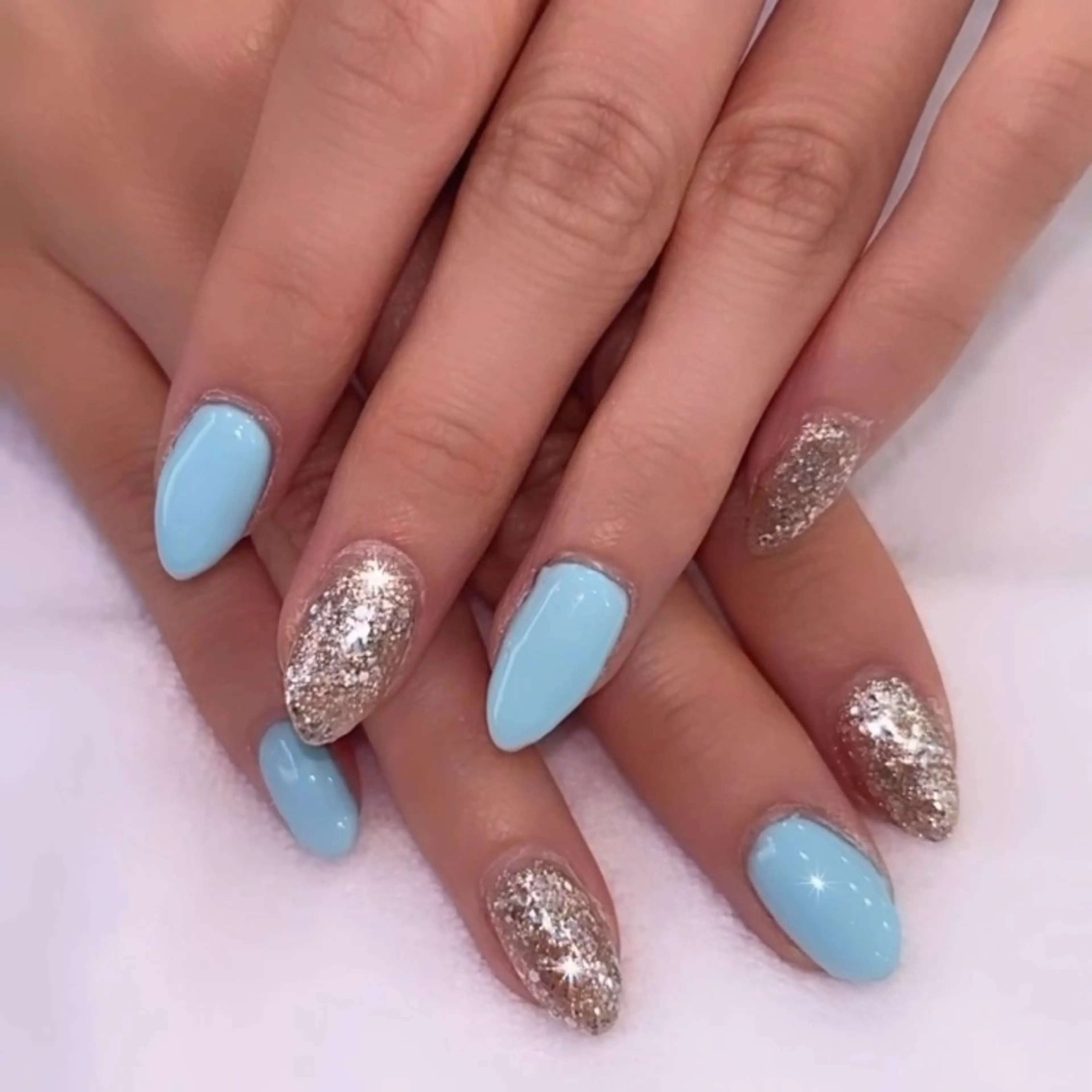 ネイル 🎀束感マツエク 新留　美空🎀のマツエク・マツパデザイン