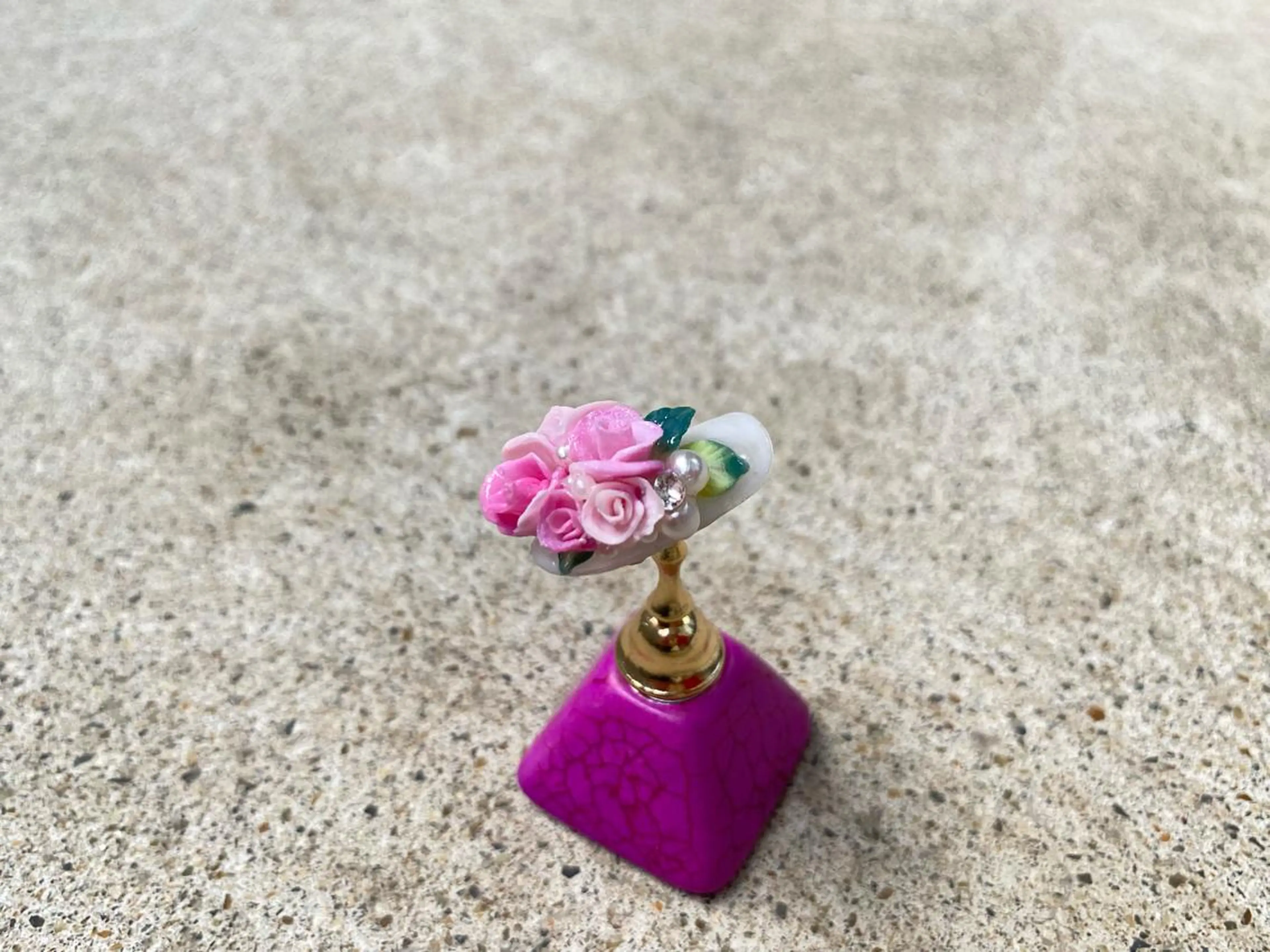 ネイル フラワーネイル ピンク Nail salon MEGUMIのネイルデザイン