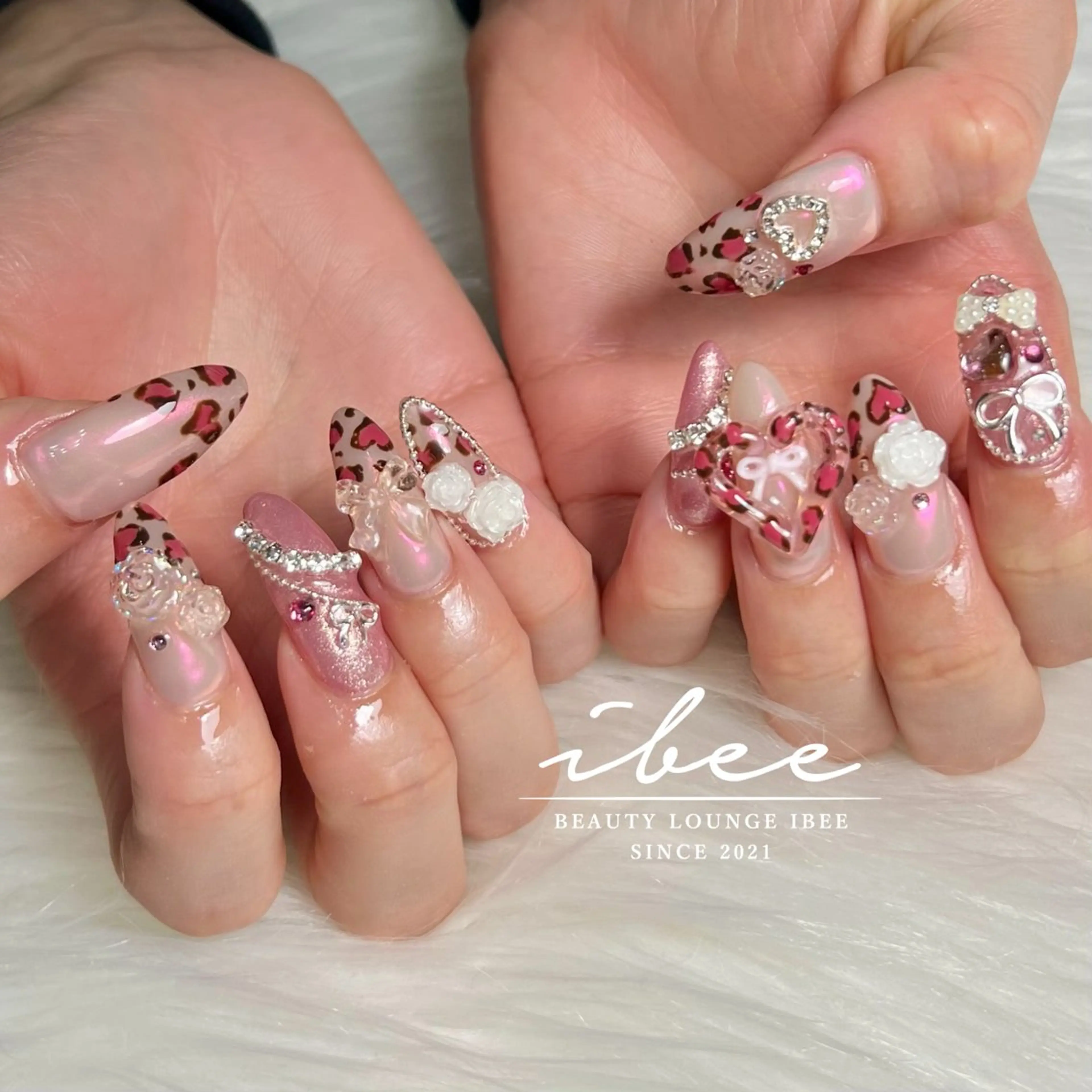 ネイル ハンドネイル ibee nail 🤍yumiのネイルデザイン