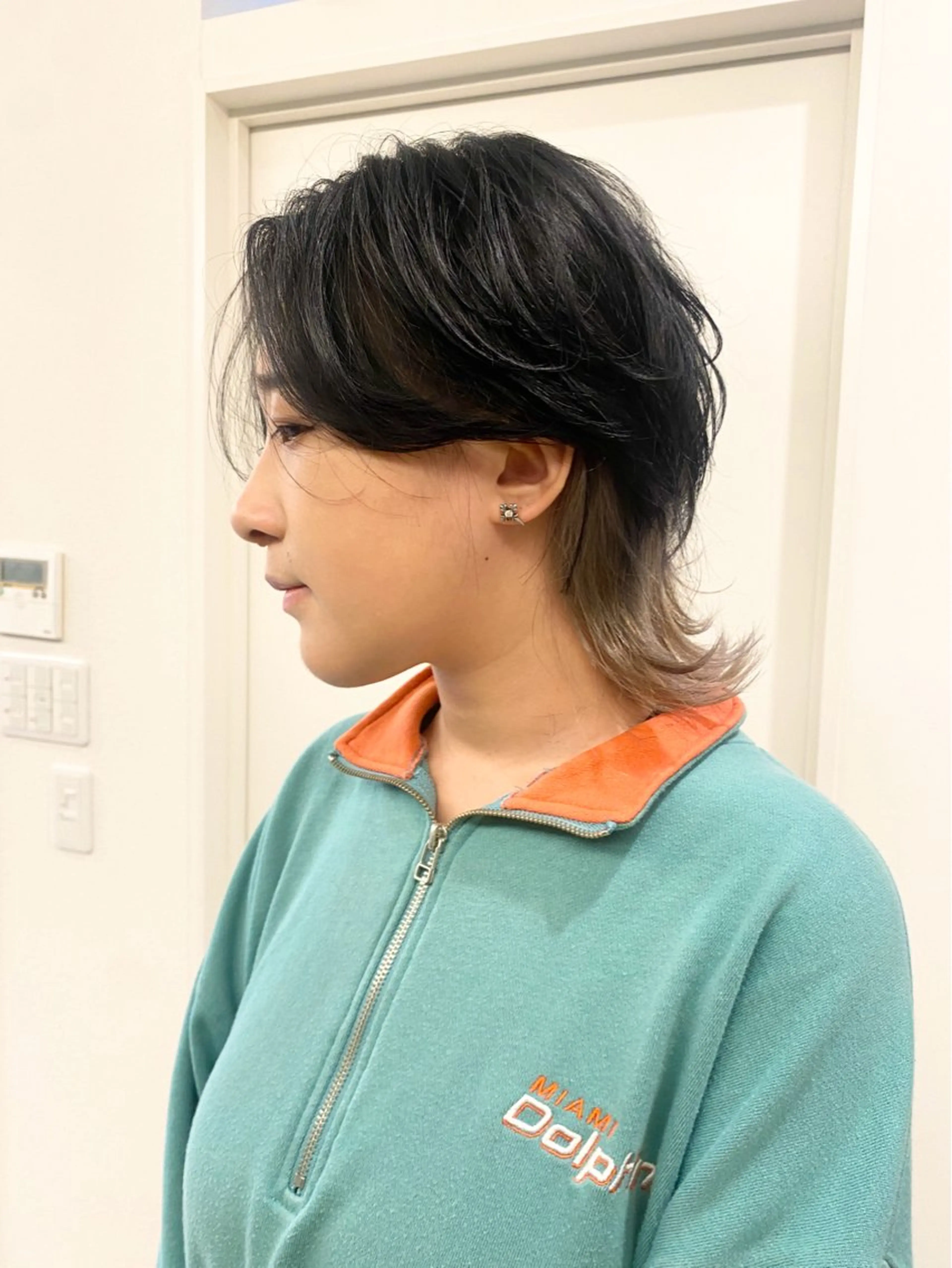 ミディアム カラー インナーカラー ウルフカット ボブ/レイヤー/ メンズ/池澤慎人のヘアスタイル