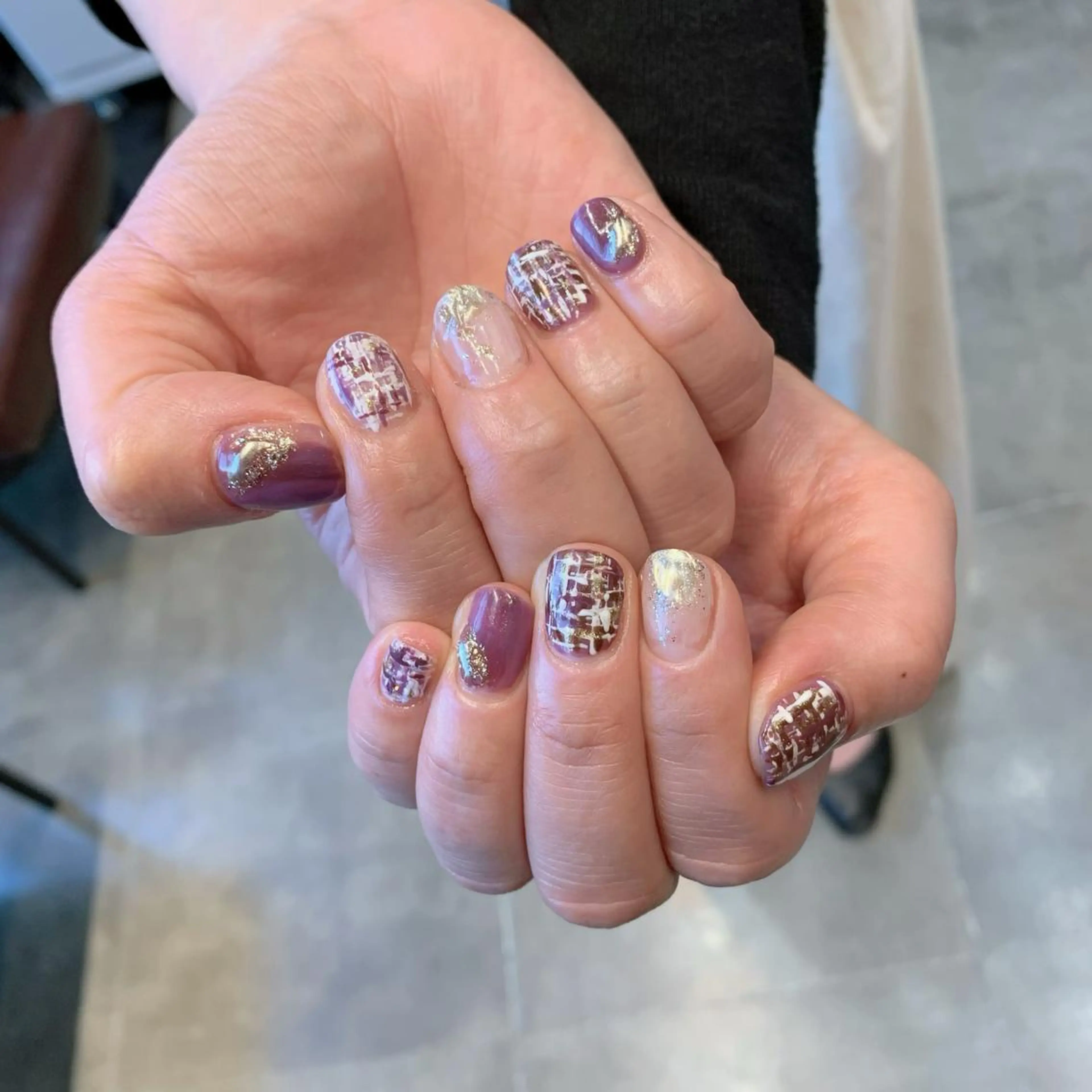 ネイル ツイードネイル ハンドネイル YUKIMO🍎名駅 /ニュアンスのネイルデザイン