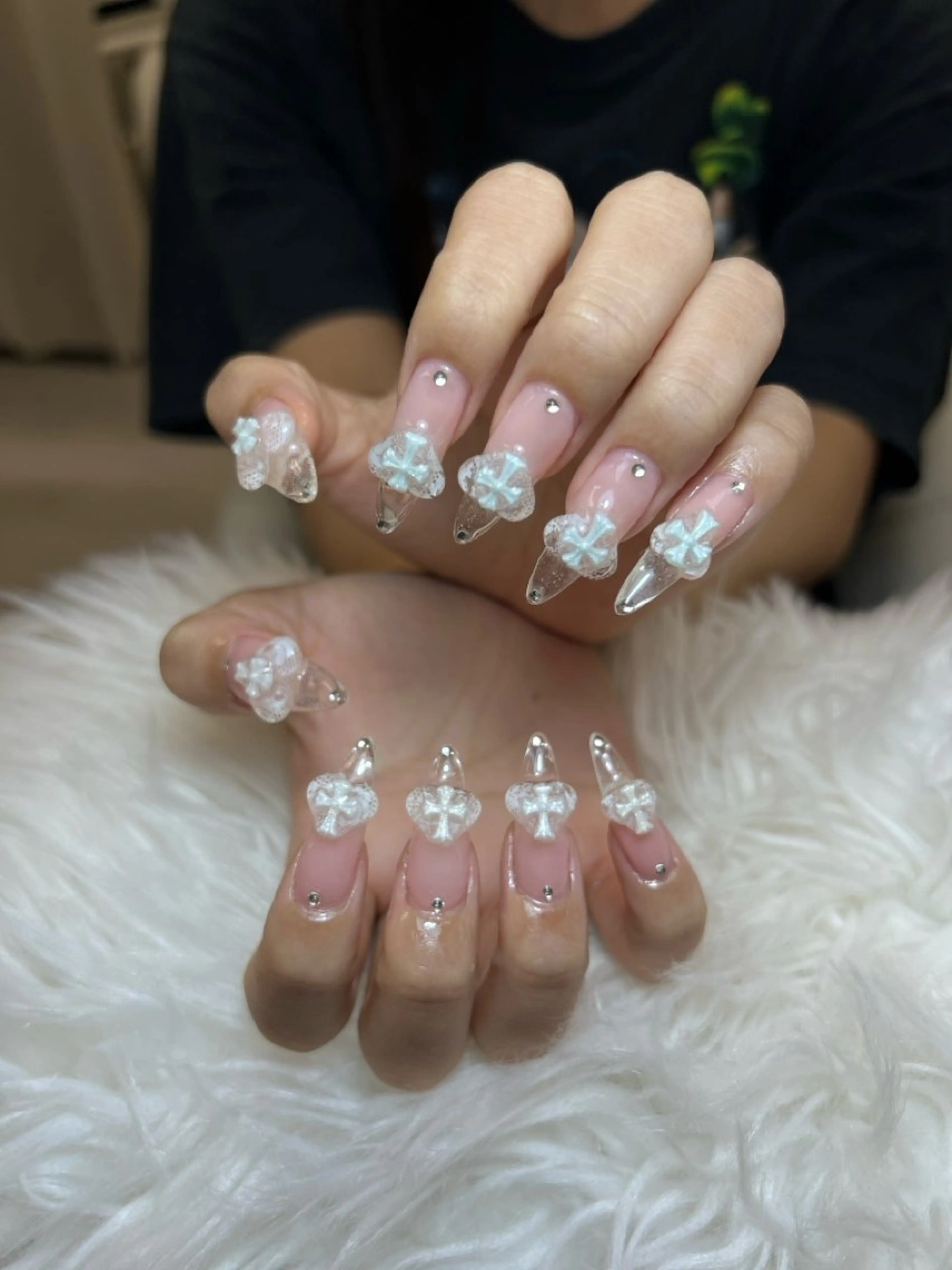 ネイル アートネイル オーロラネイル チークネイル 長さ出し フットネイル Noiranail_ studio川越西口のネイルデザイン