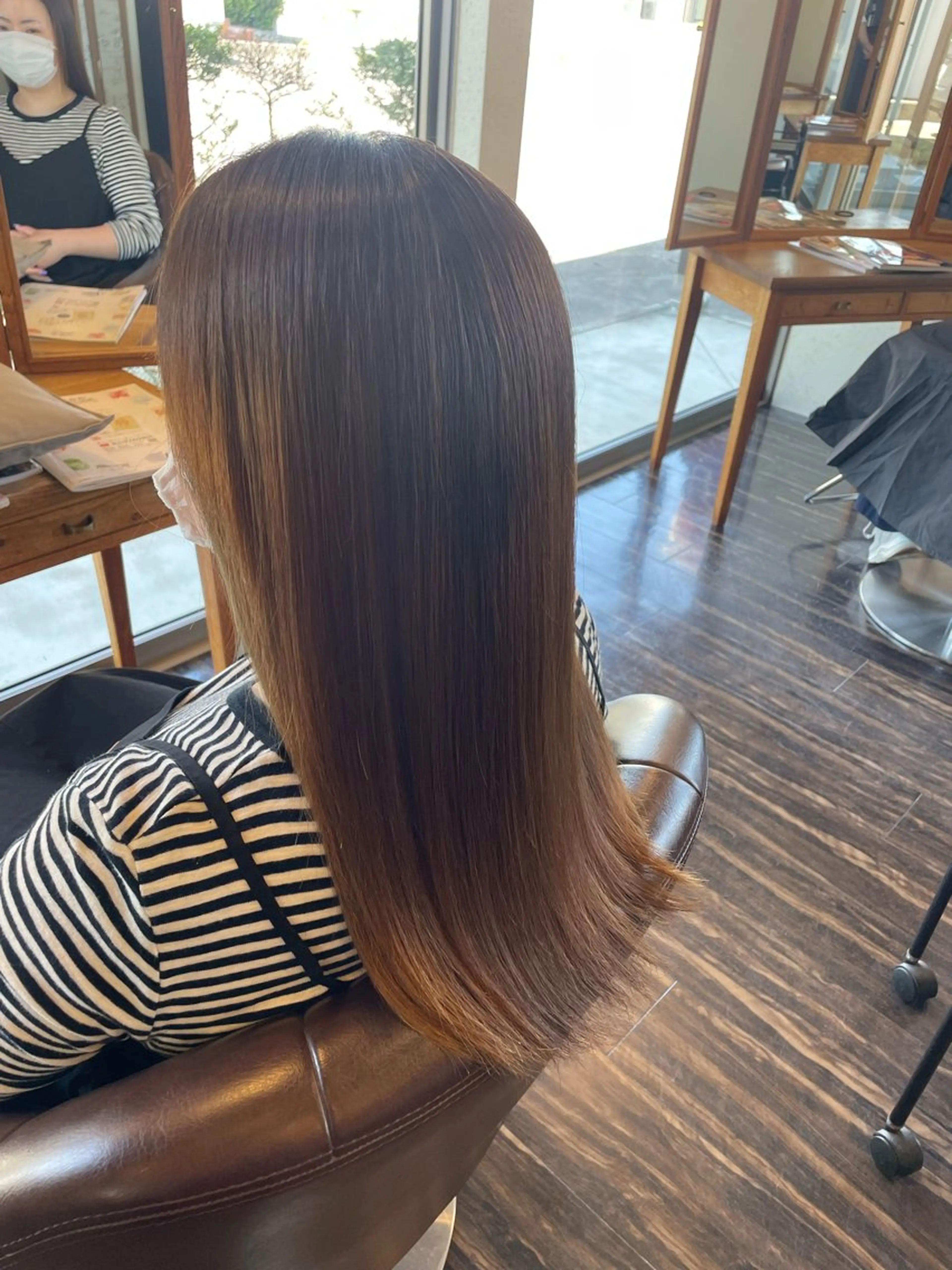 カラー 打井 玲奈のヘアスタイル