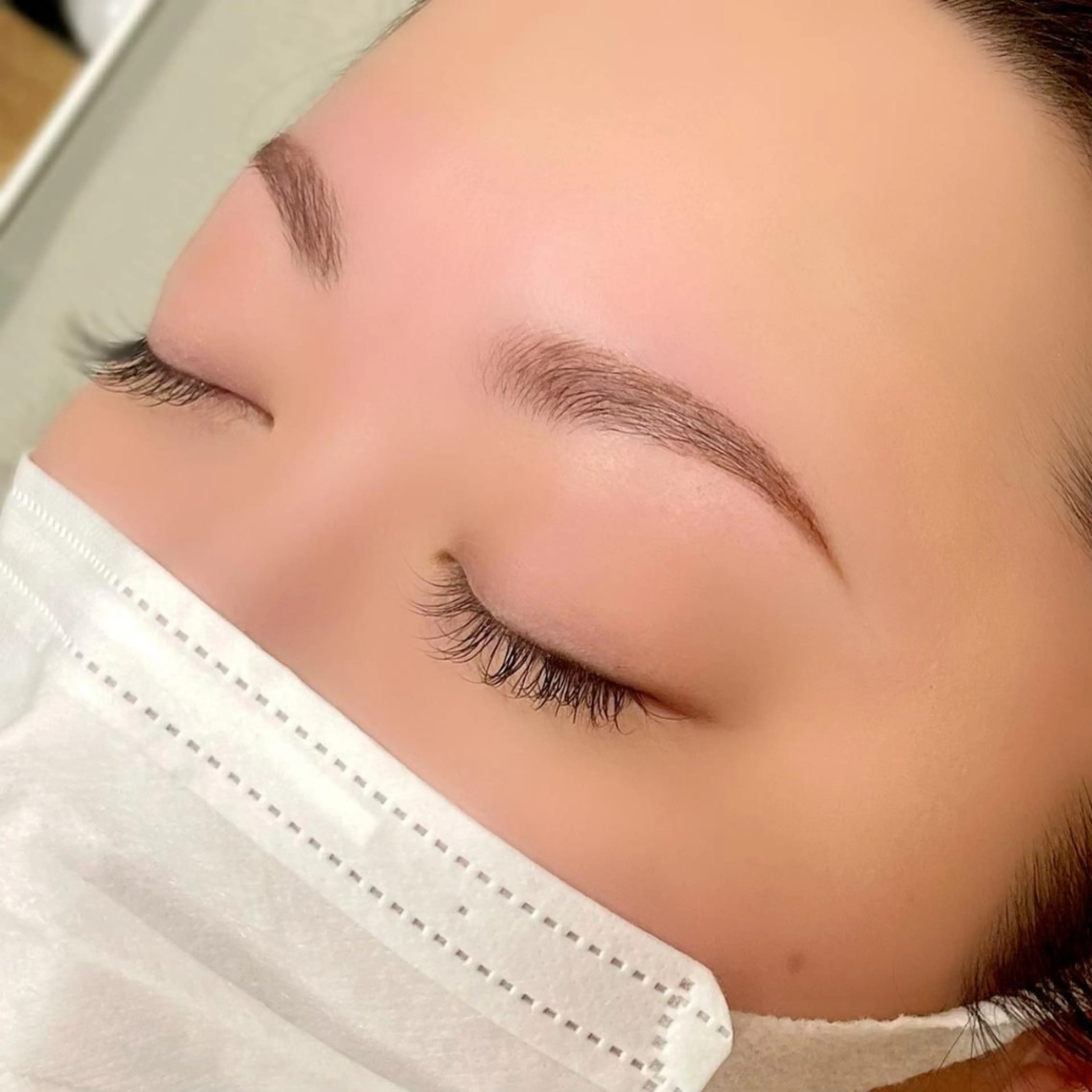 アイブロウ セルフホワイトニング White33大名のその他イメージ