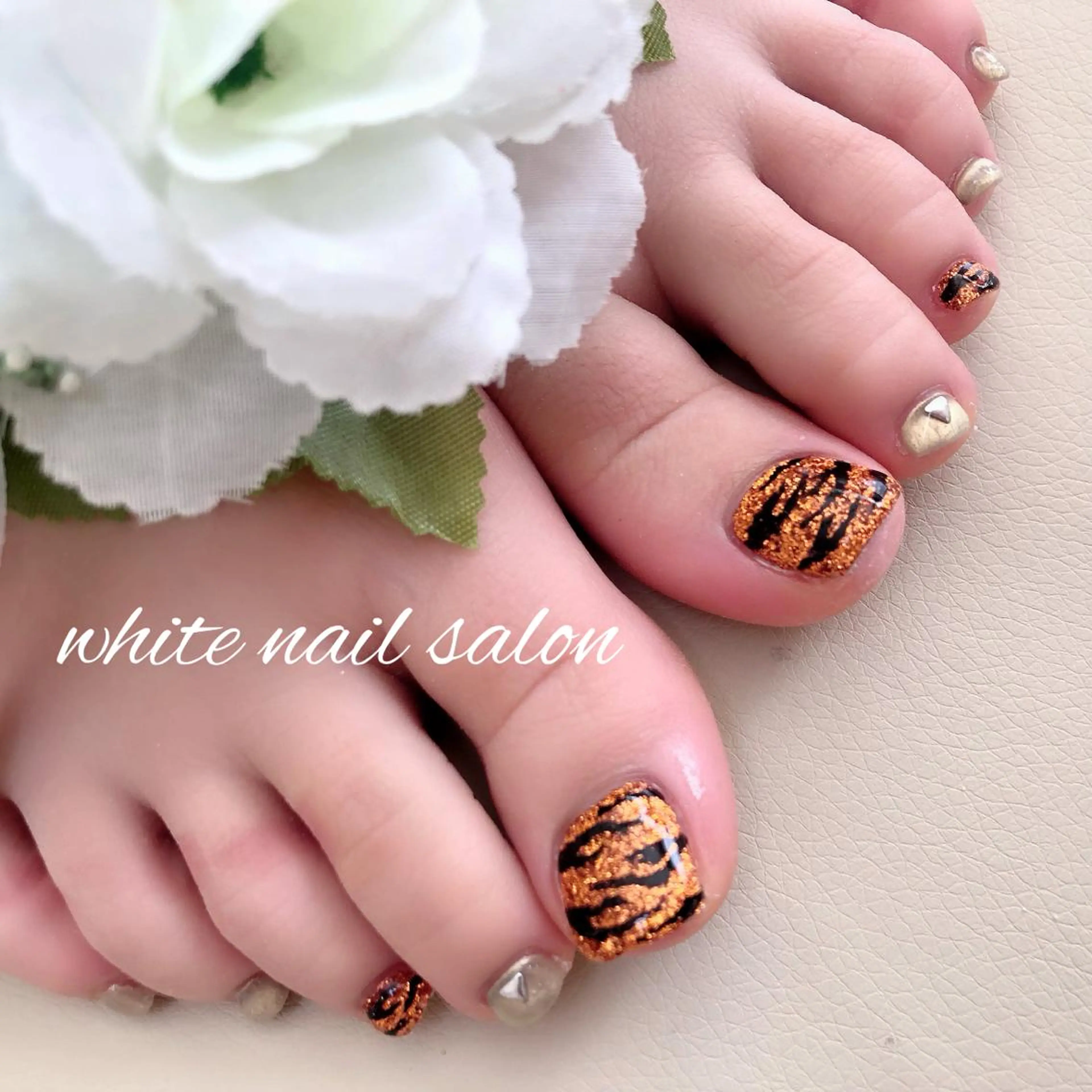 ネイル ジェルネイル ハードジェル 持ち込み ソフトジェル white nail salonのネイルデザイン