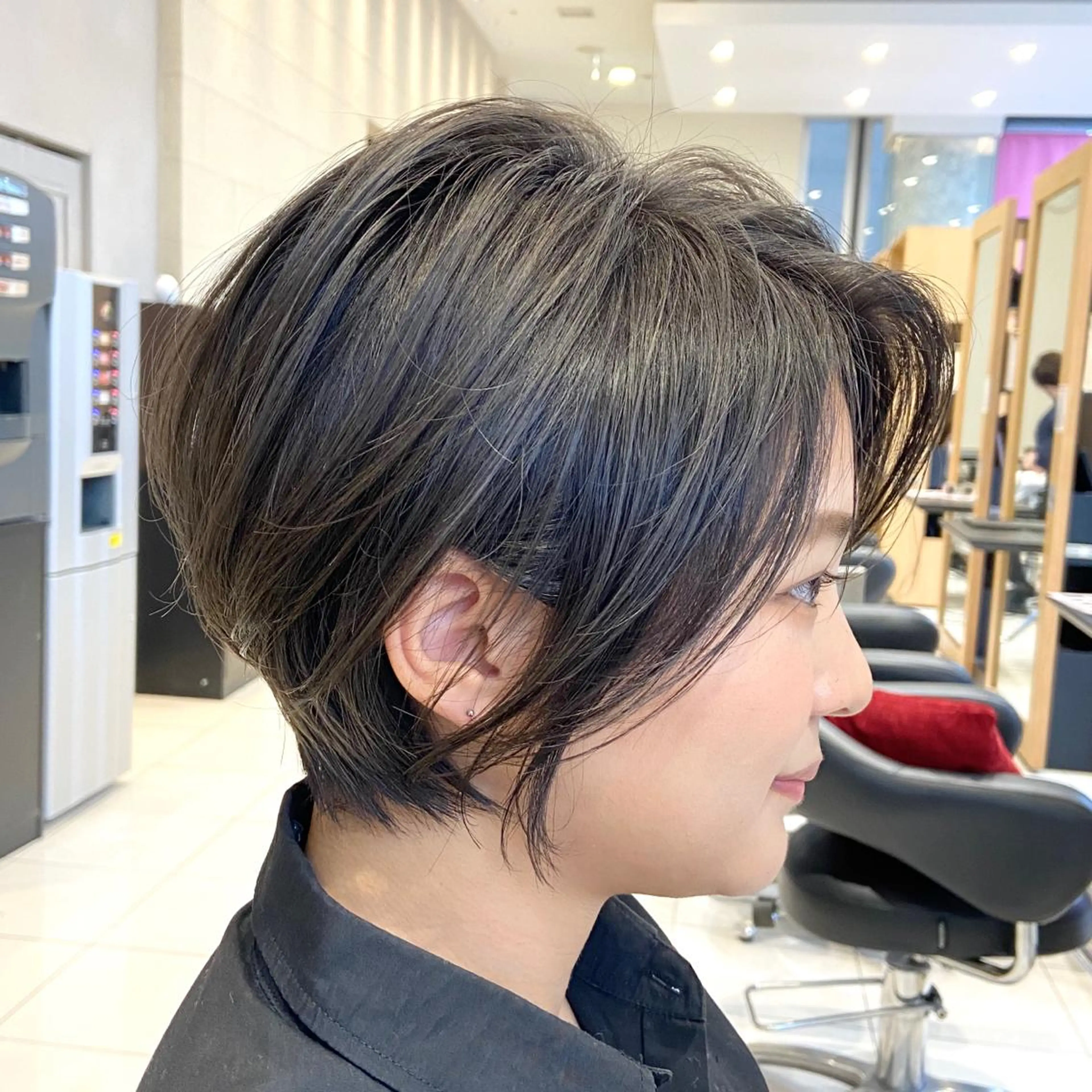 ショート ショート白髪染め無料 ／河瀬謙介のヘアスタイル