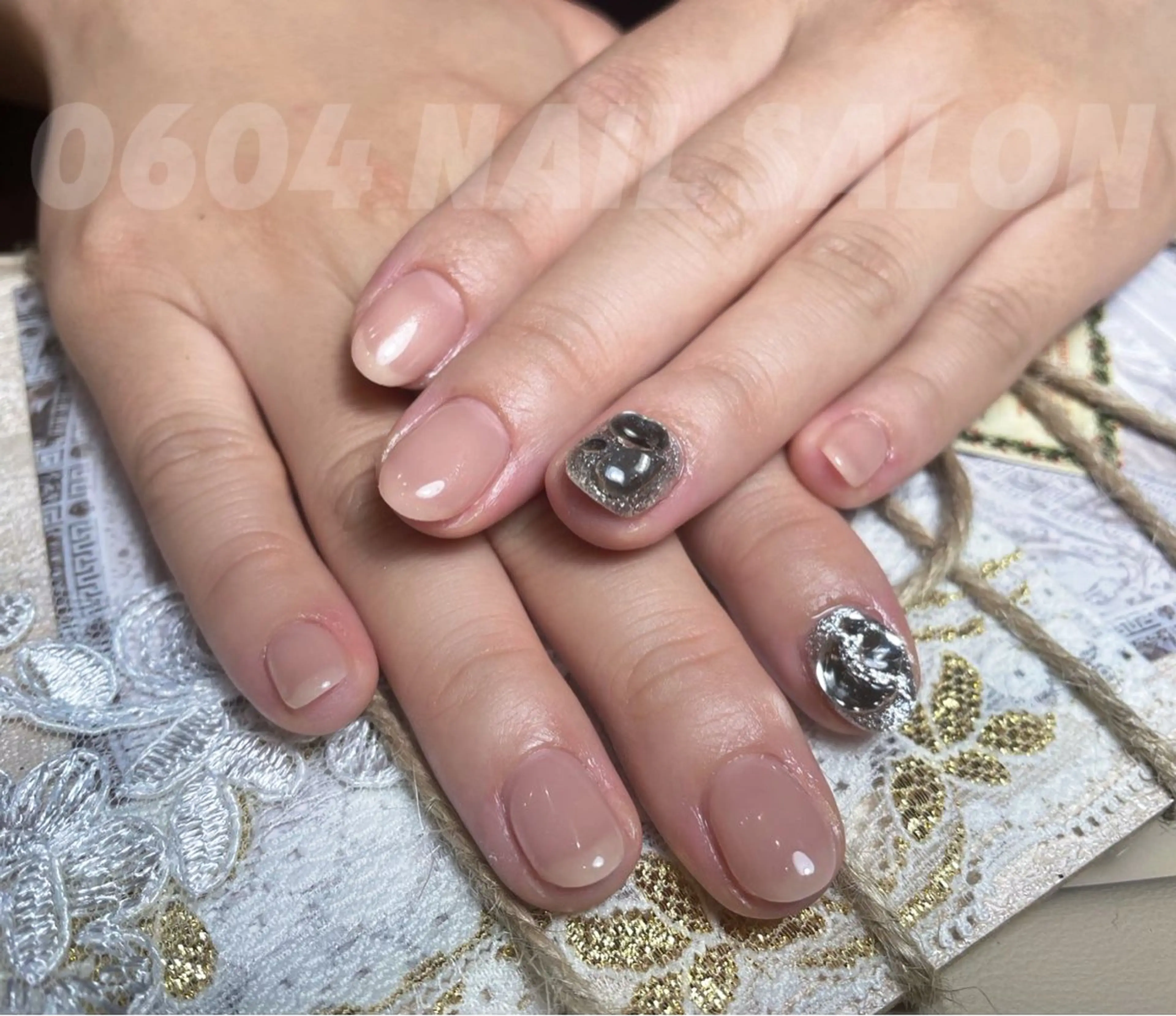 ネイル ishiro 🍂のネイルデザイン